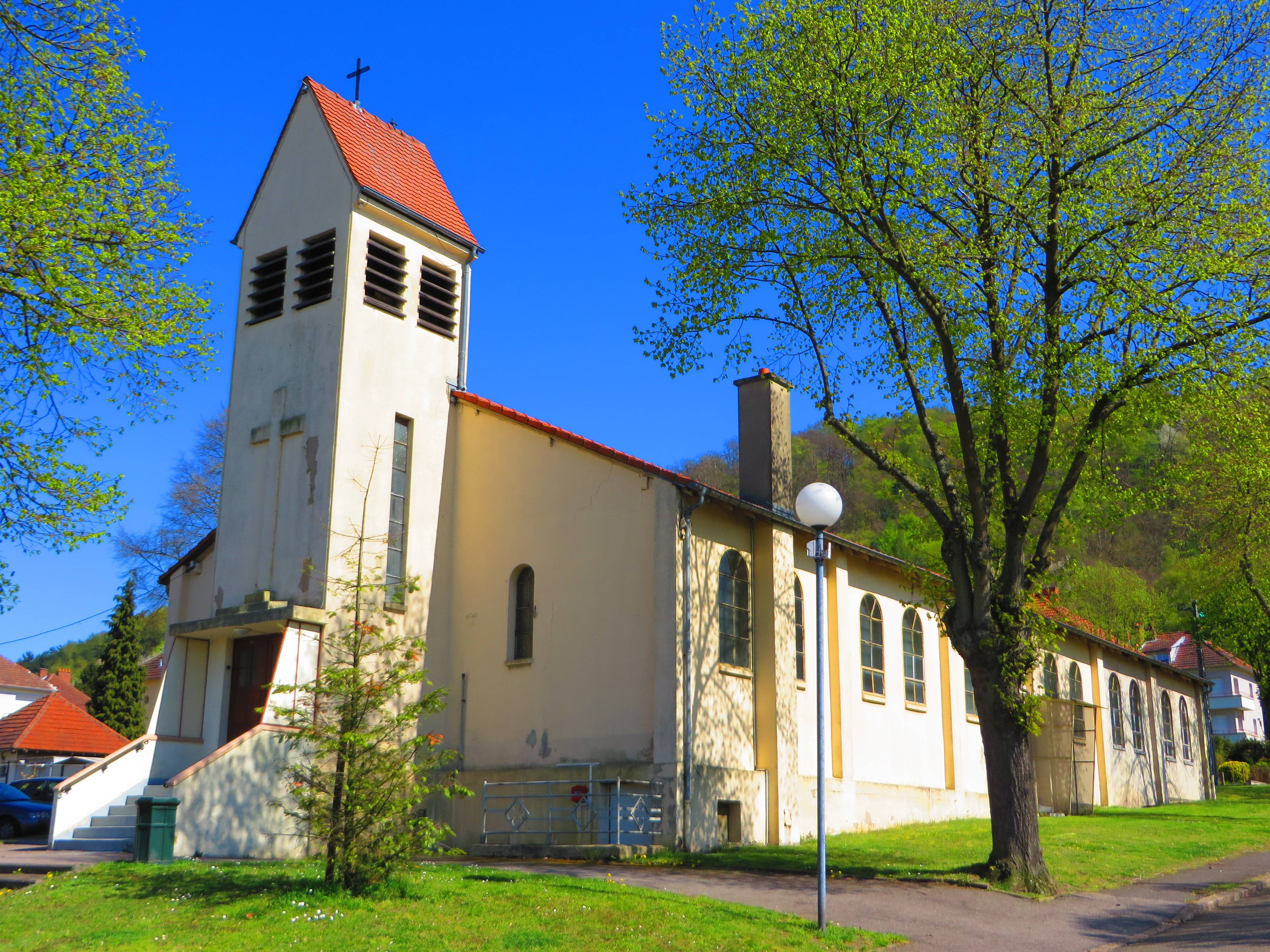 Photo de Église Sainte-Croix de Cité du Creuzberg