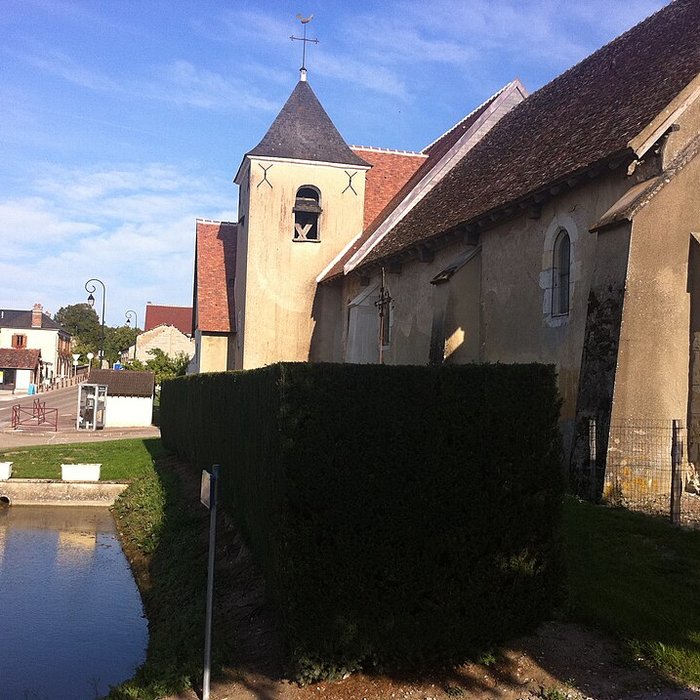 Photo de Église Sainte-Geneviève de Lindry