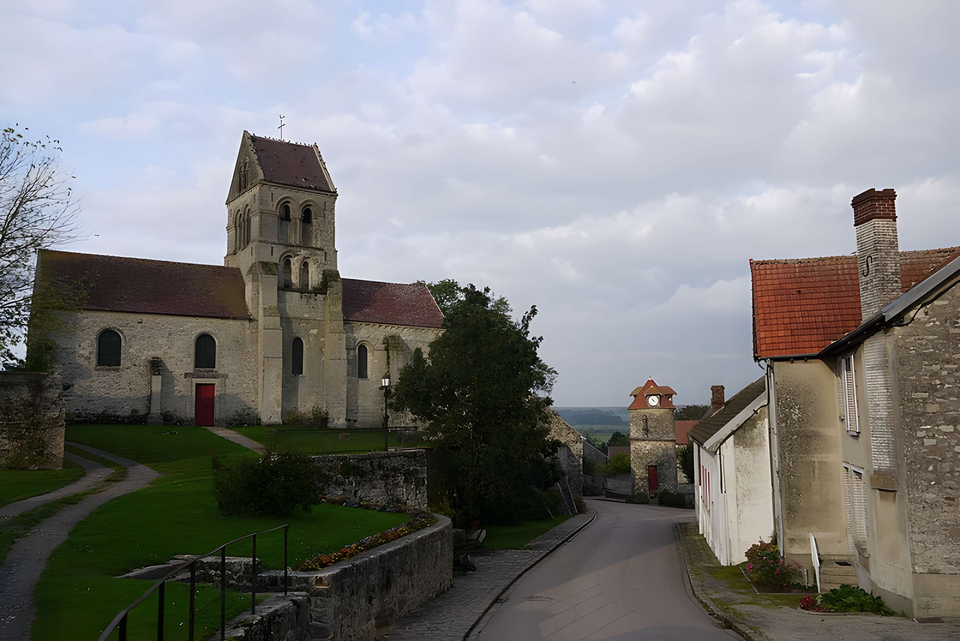 Église Sainte-Geneviève de Marizy-Sainte-Geneviève
