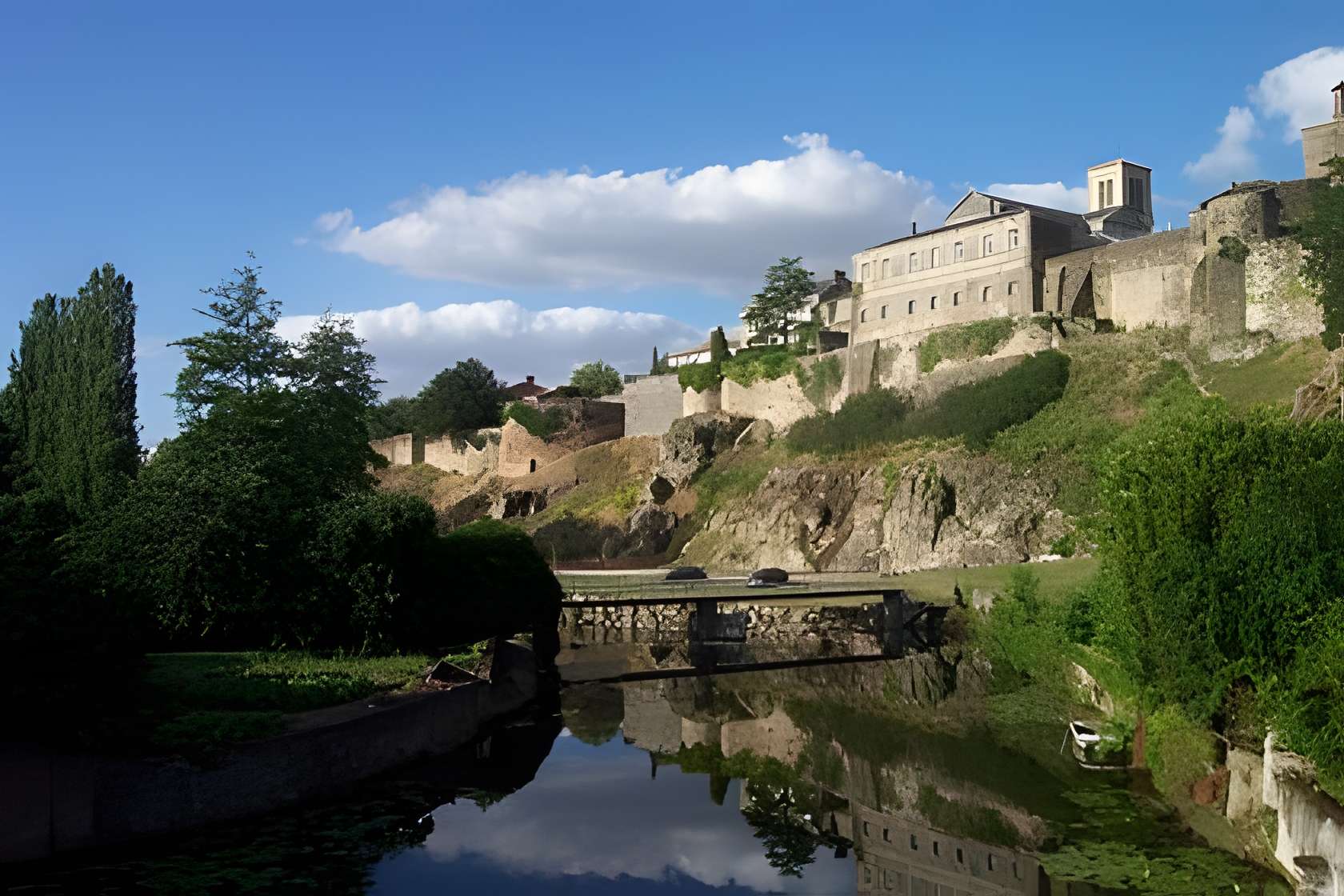Château de Parthenay 