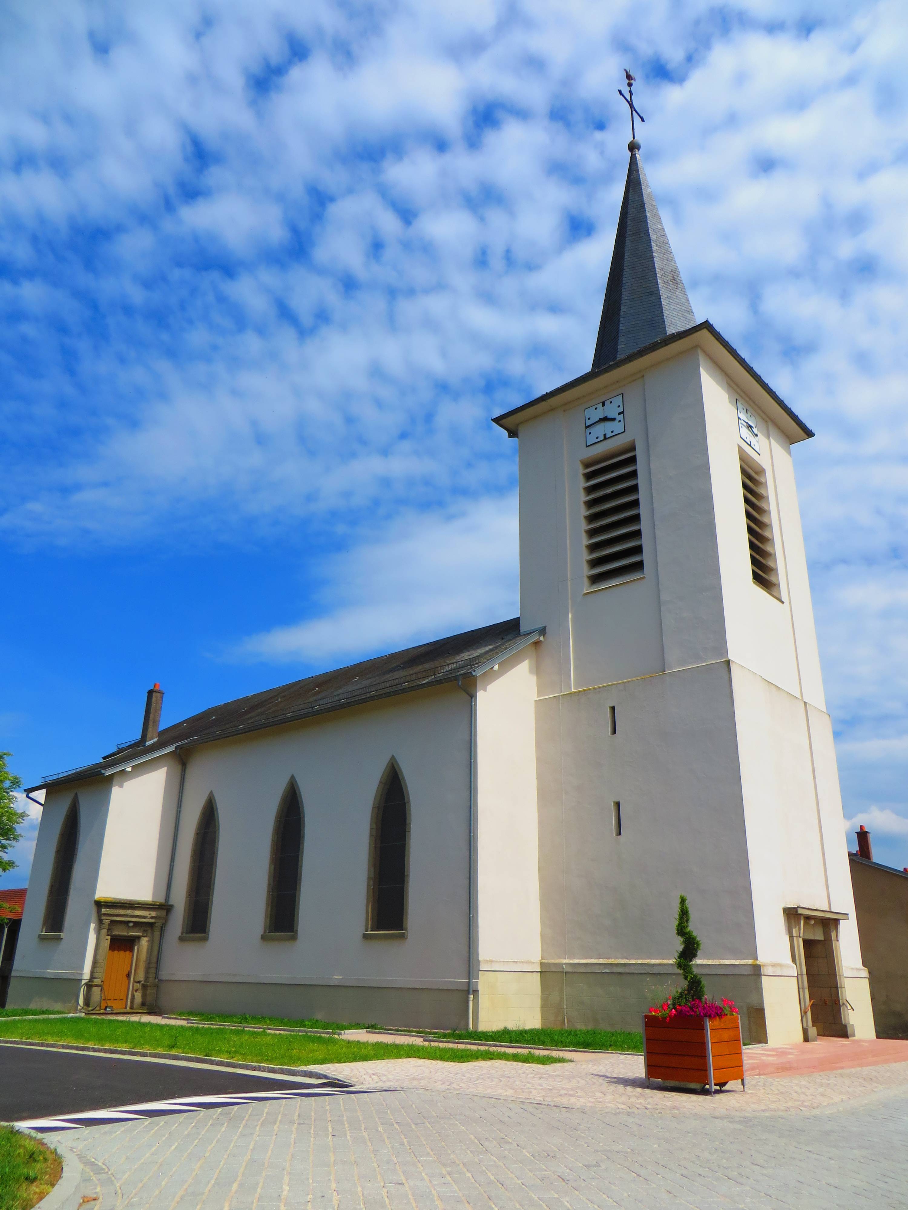 Photo de Church of Saint Pierre and Saint Paul of Hattigny