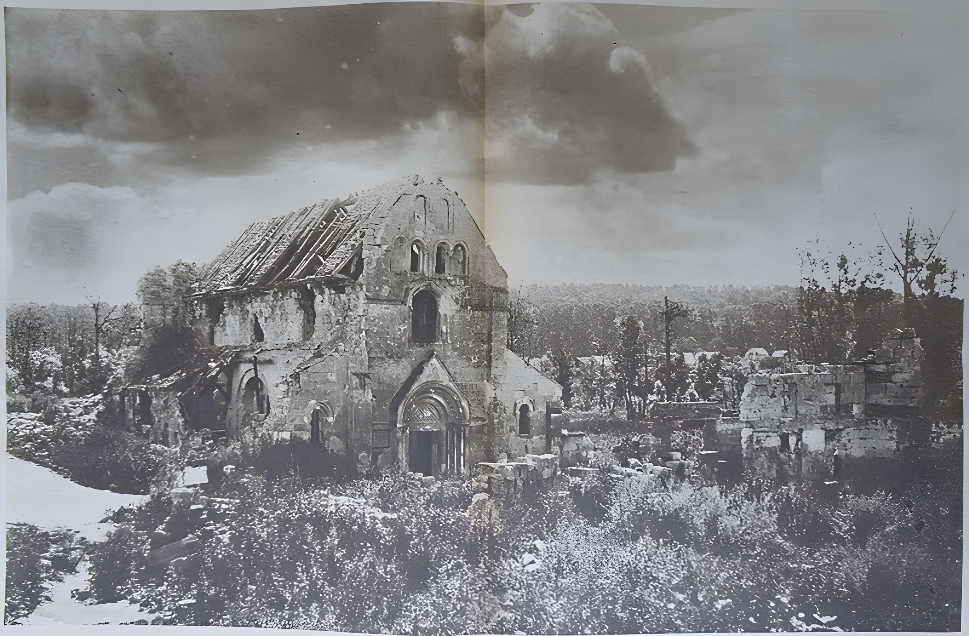 Église Saint-Éloi de Tracy-le-Val