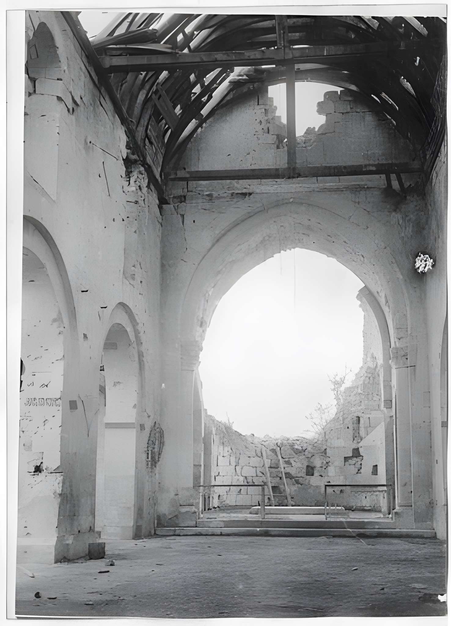 Église Saint-Éloi de Tracy-le-Val