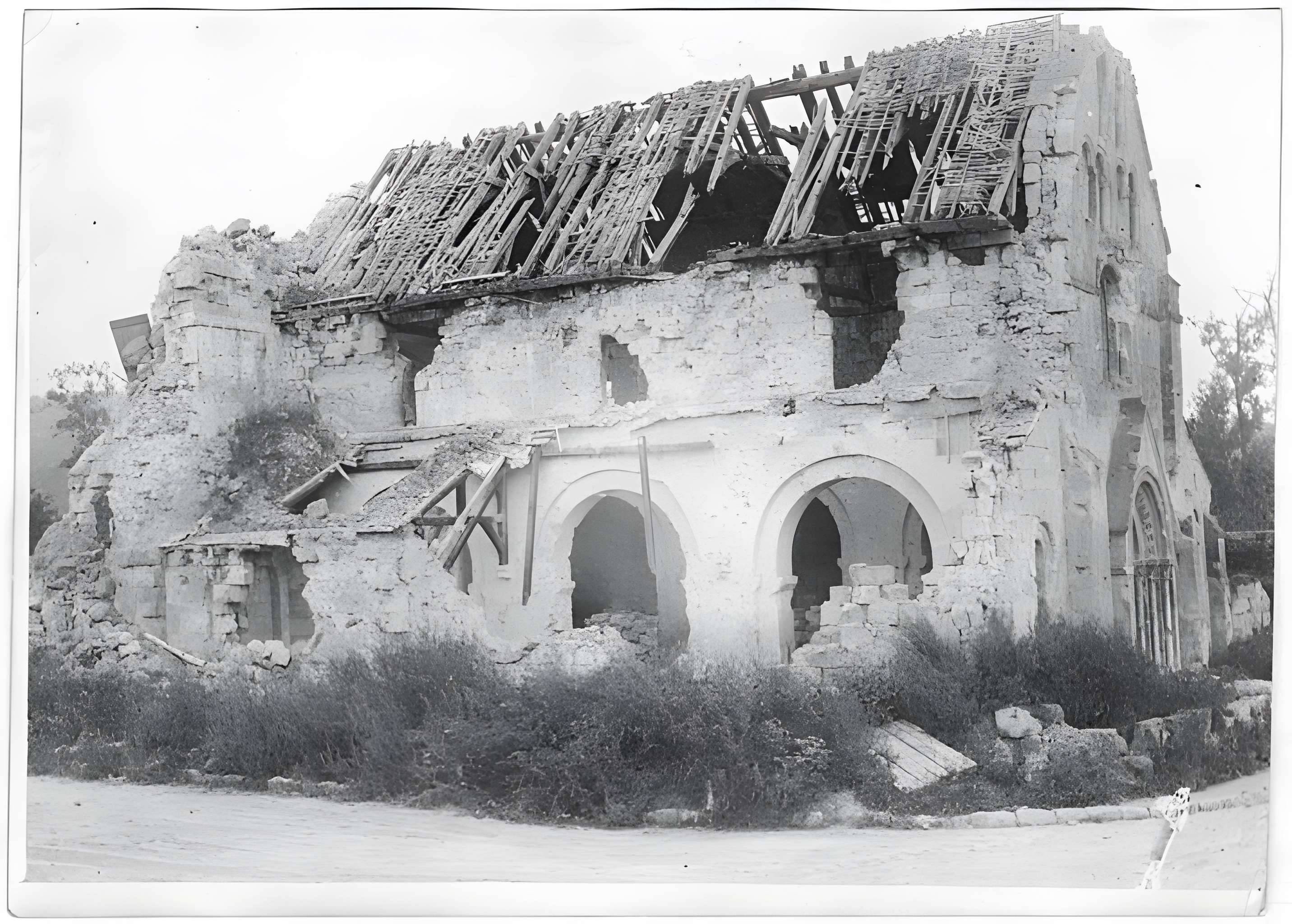 Église Saint-Éloi de Tracy-le-Val