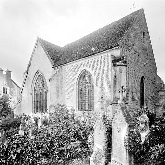 Photo de Église Sainte-Madeleine dAuvillars-sur-Saône