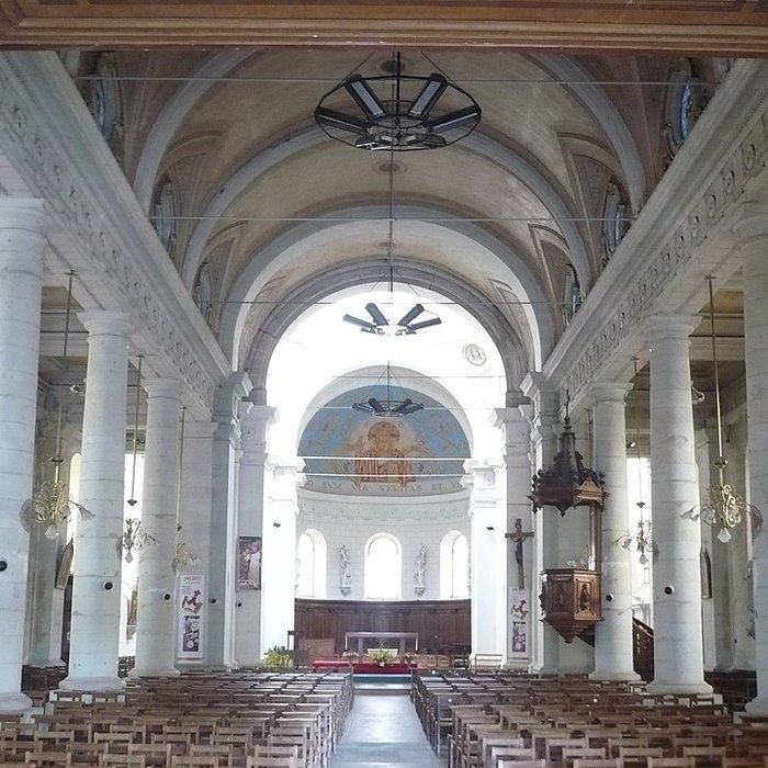 Photo de Église Sainte-Madeleine de Segré