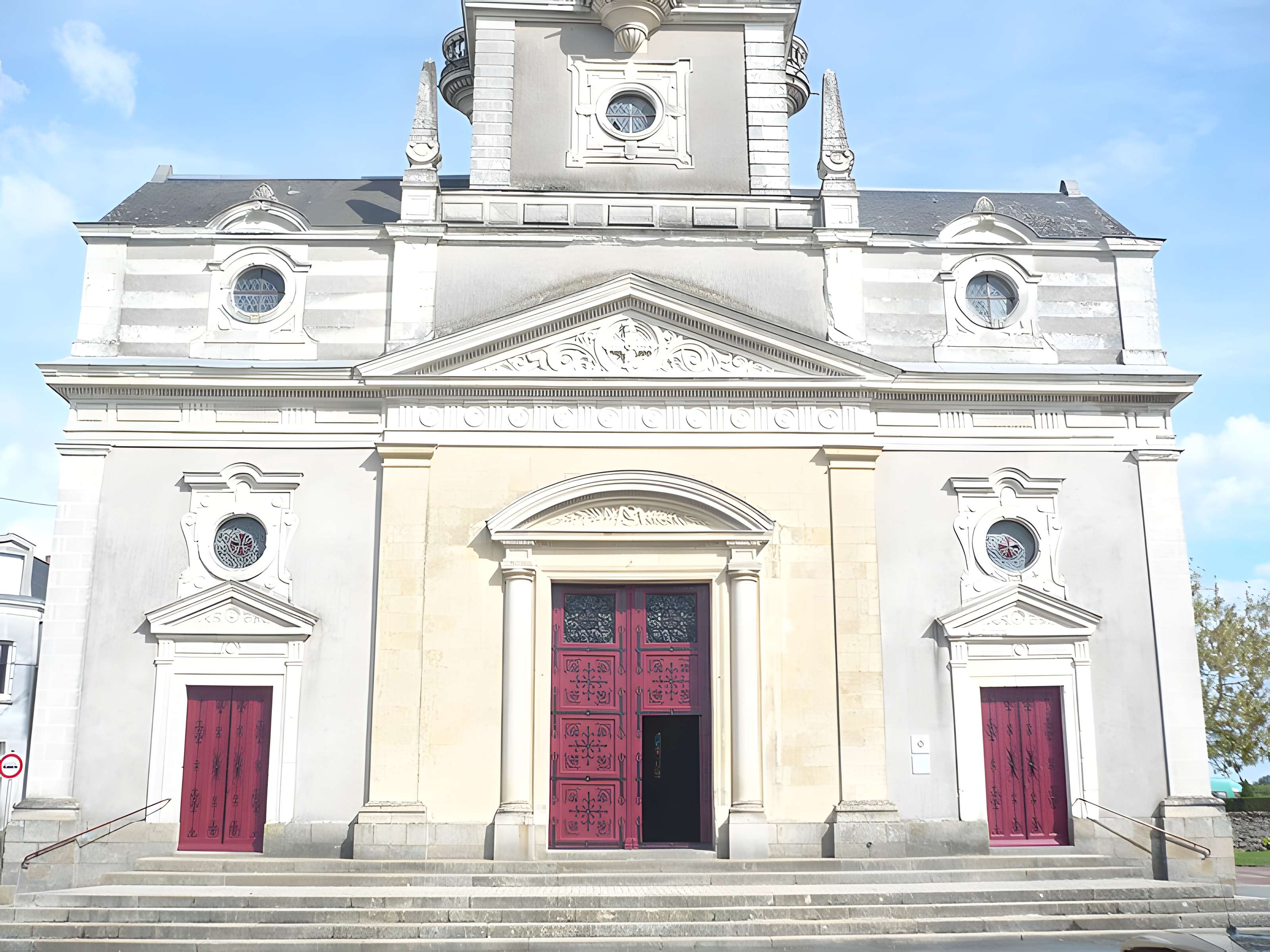 Église Sainte-Madeleine de Segré