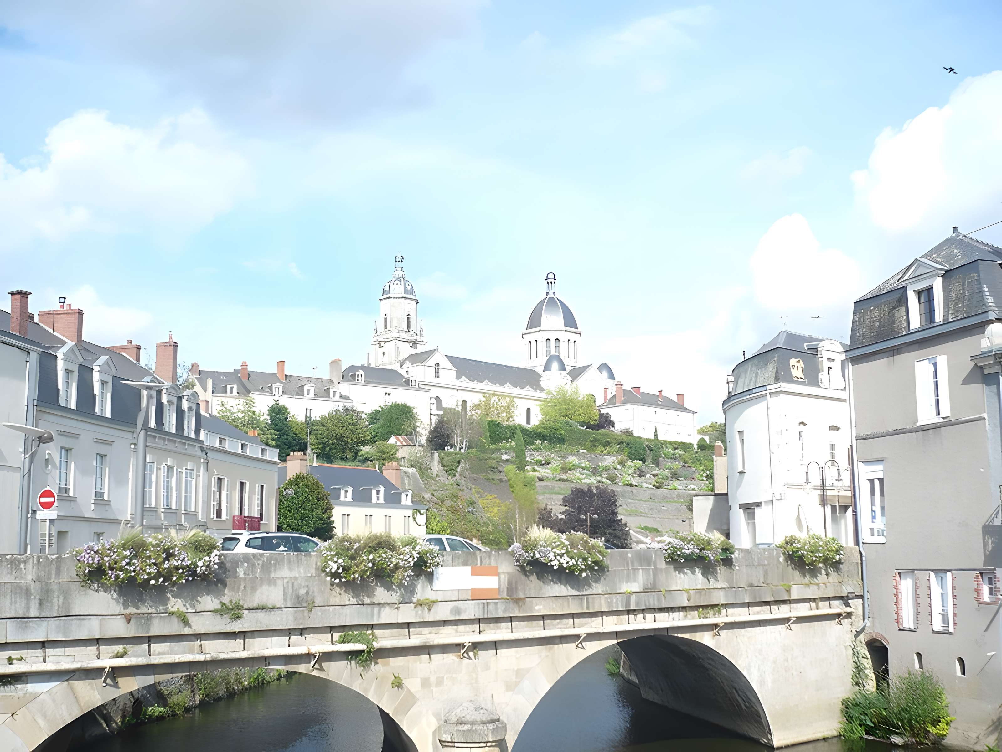 Église Sainte-Madeleine de Segré
