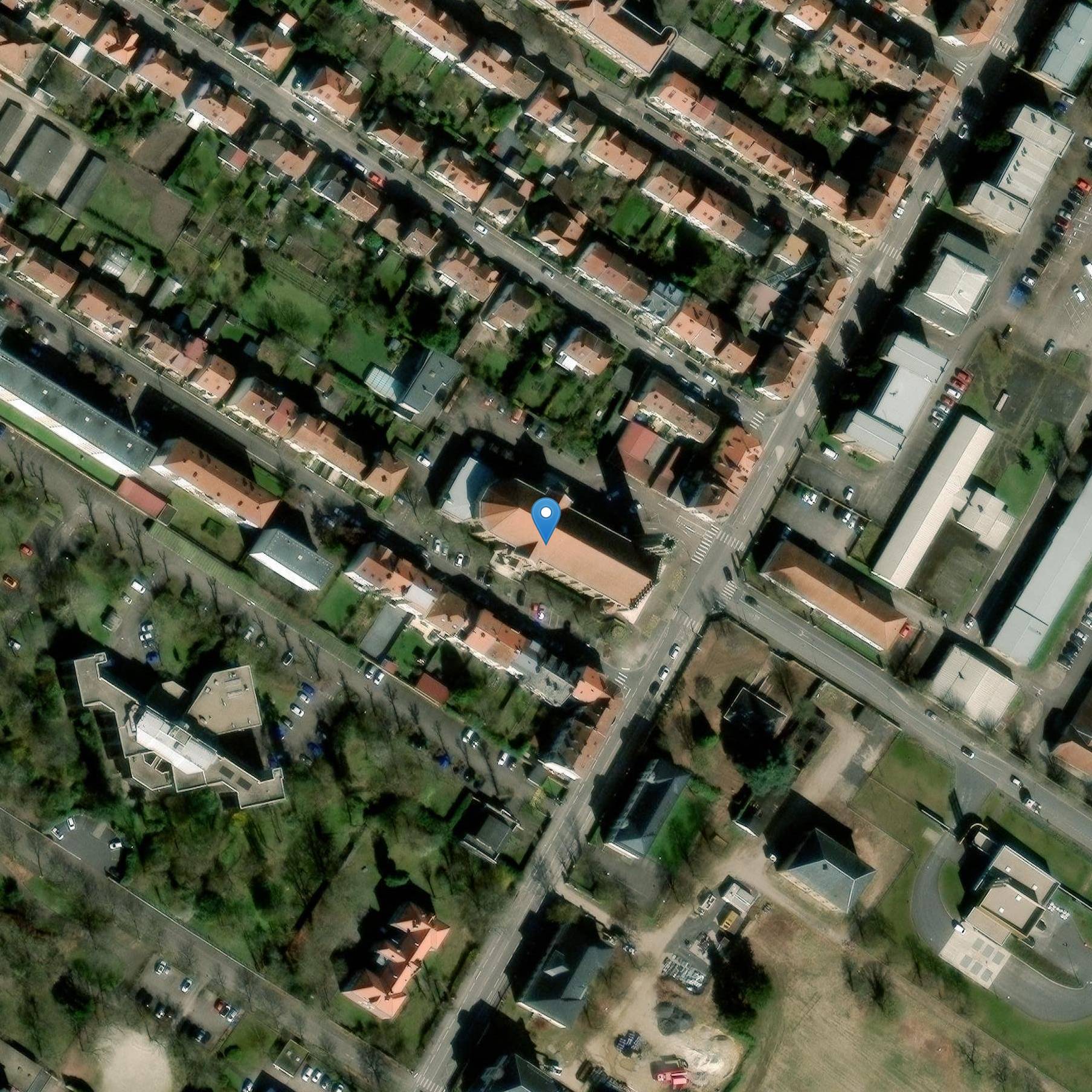 Photo de Sint Johannes van Arc Kerk van Saint-Privat