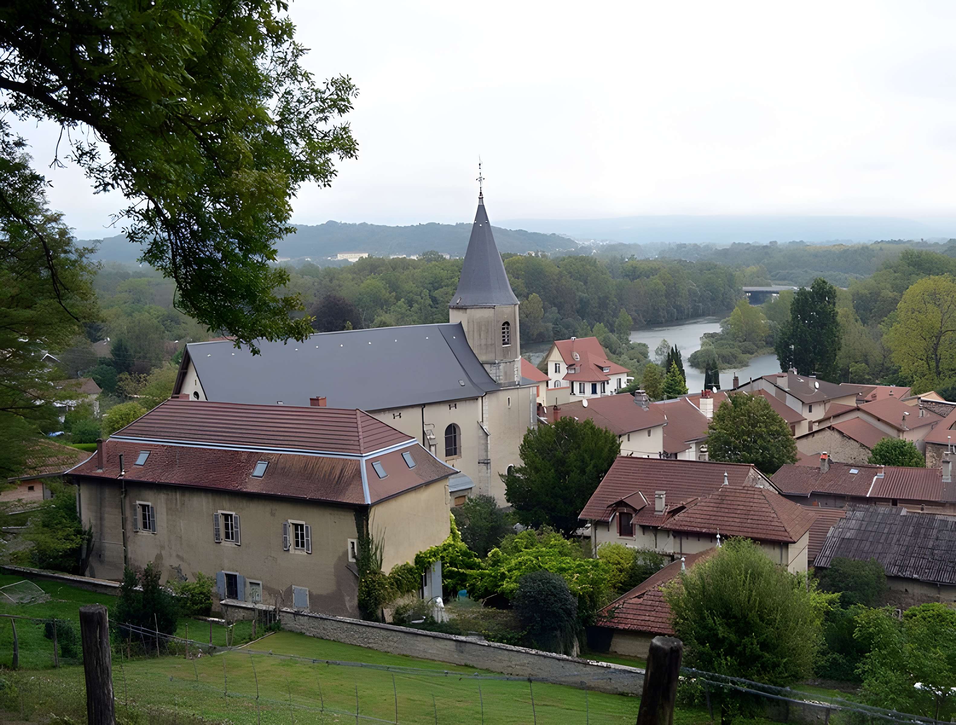 Église Sainte-Madeleine de Varambon