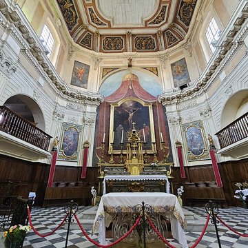 Église Sainte-Madeleine-de-lÎle de Martigues