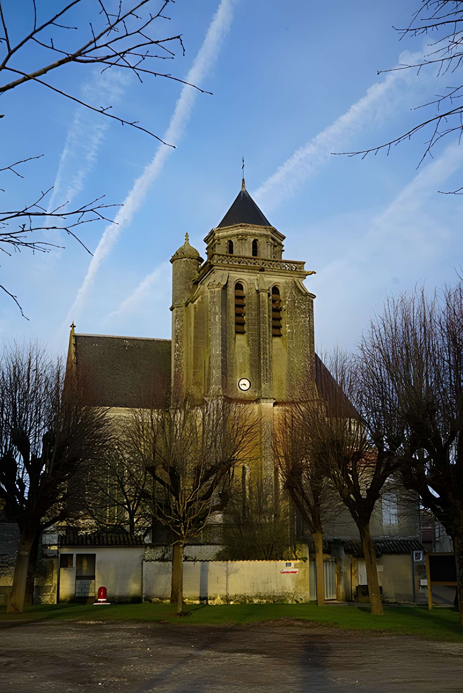 Église Sainte-Marie de Lonzac