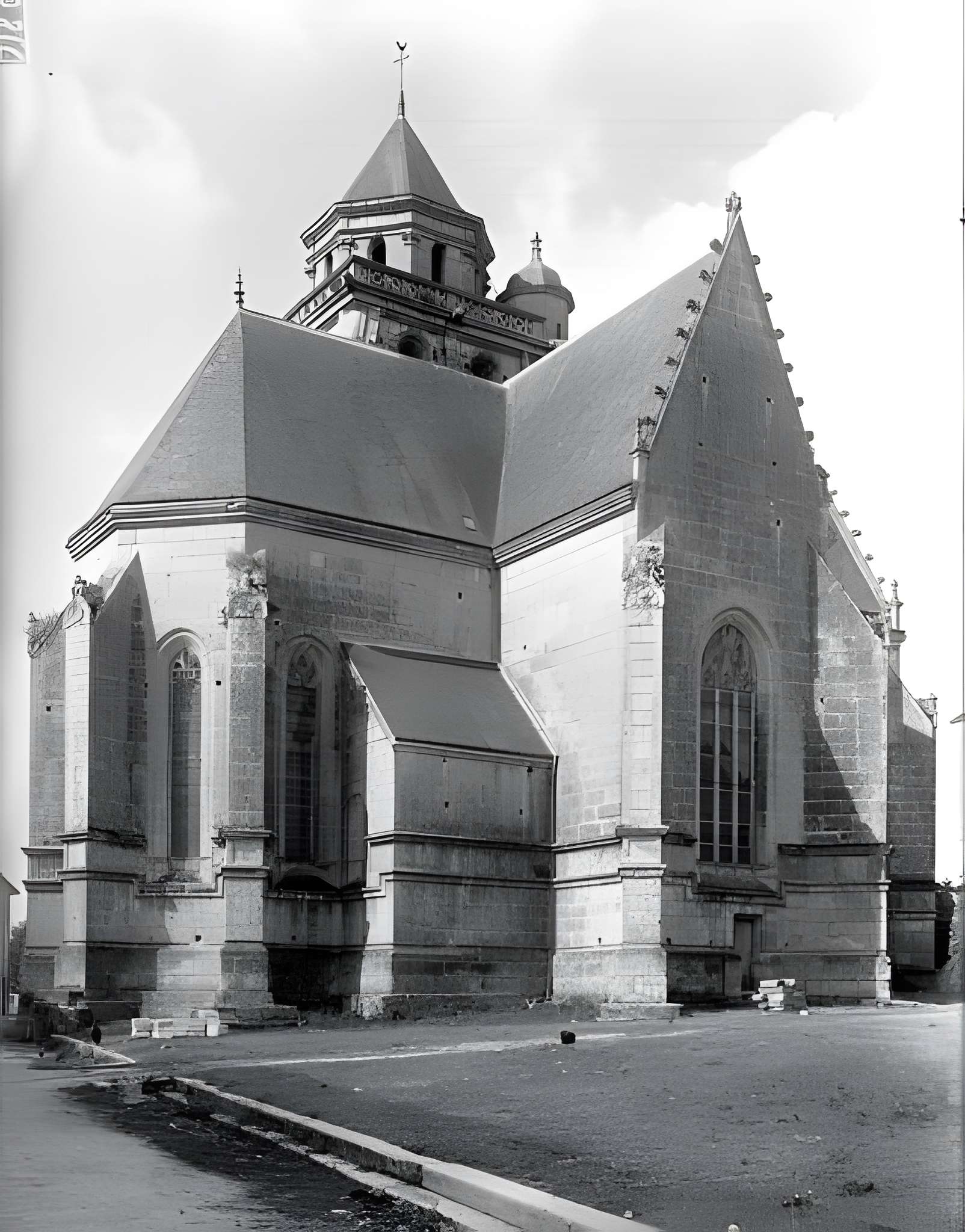 Église Sainte-Marie de Lonzac