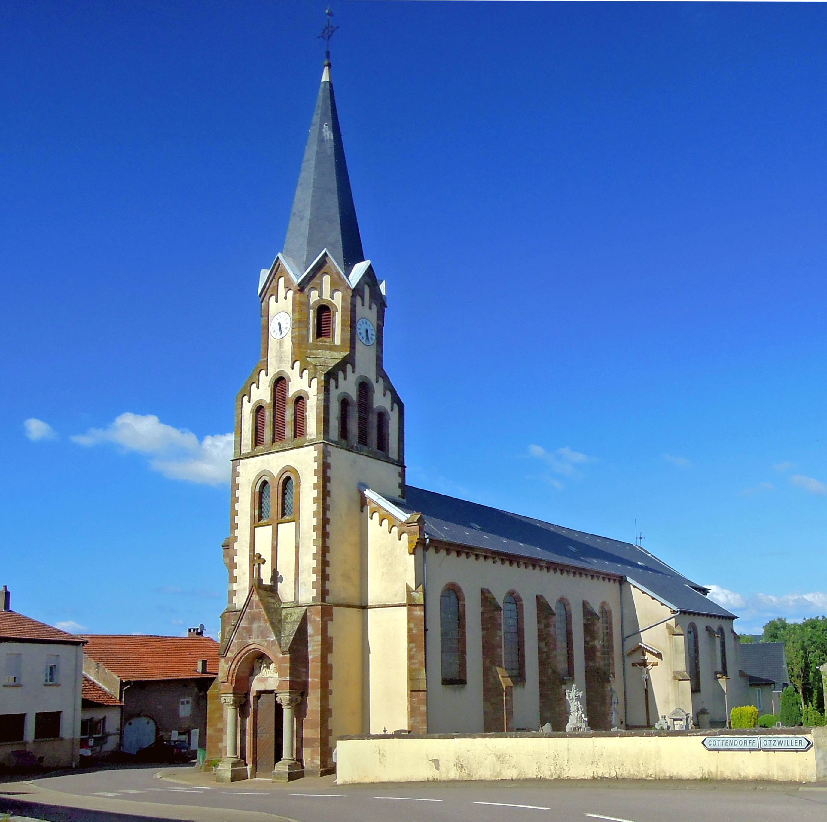 Photo de Kerk van de Hemelvaart, Heilige Maagd Maria van Schwerdorff