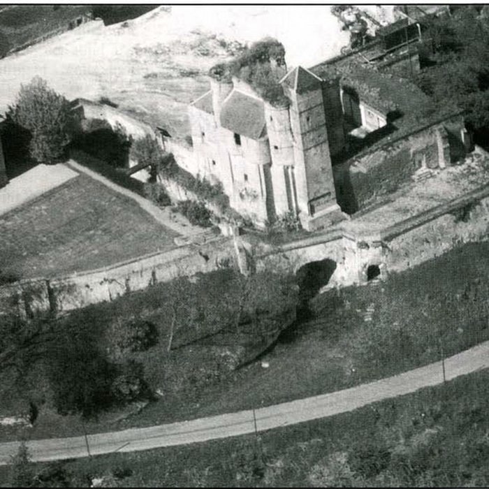 Photo de Château de Pernant