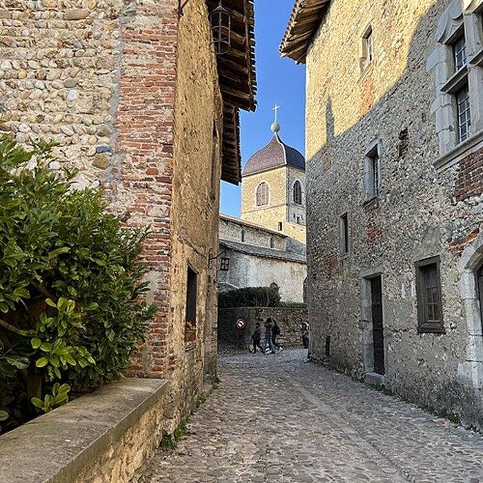 Photo de Église Sainte-Marie-Madeleine de Pérouges