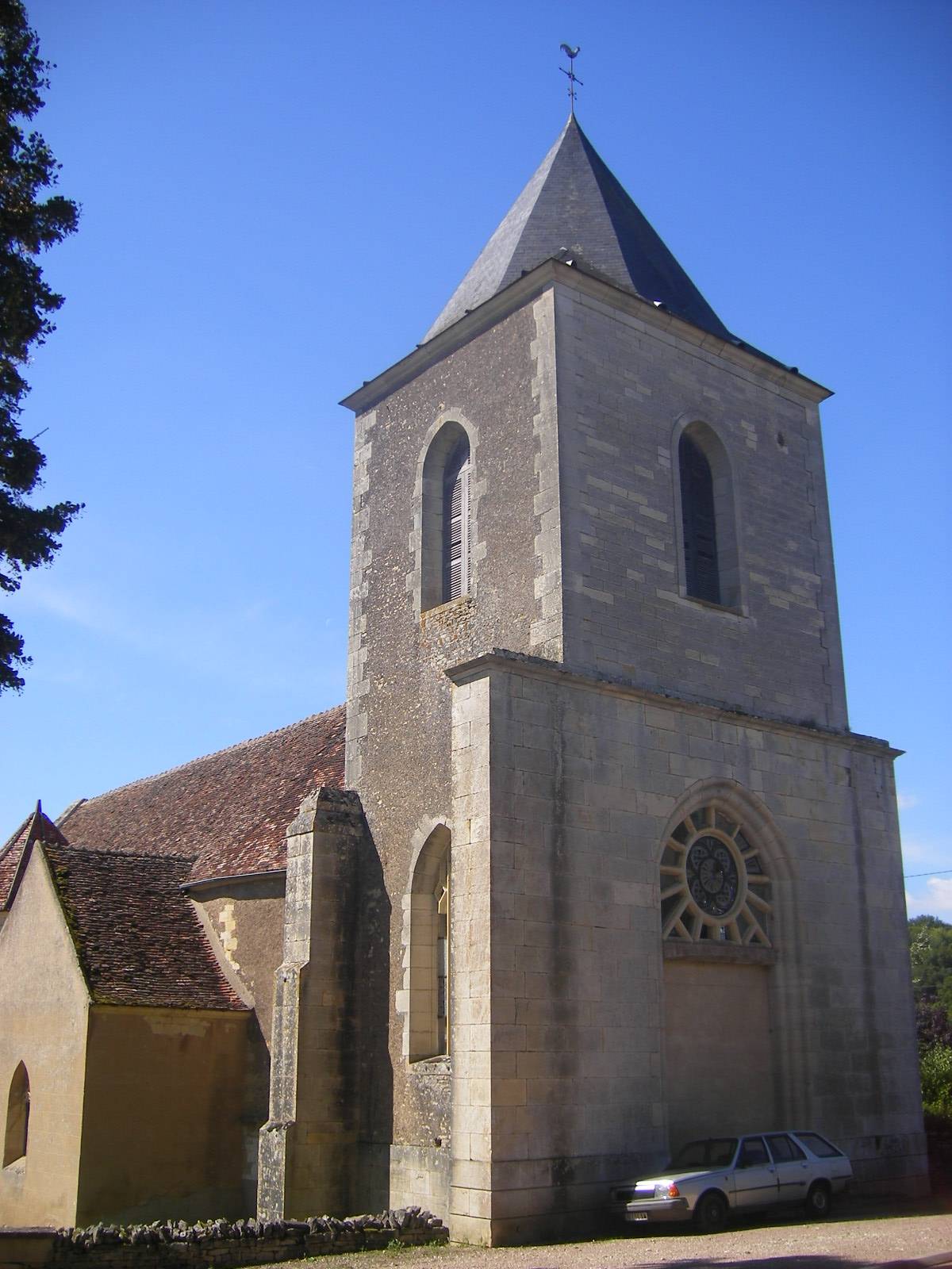 Photo de Église Saint-Pierre de Beuvron