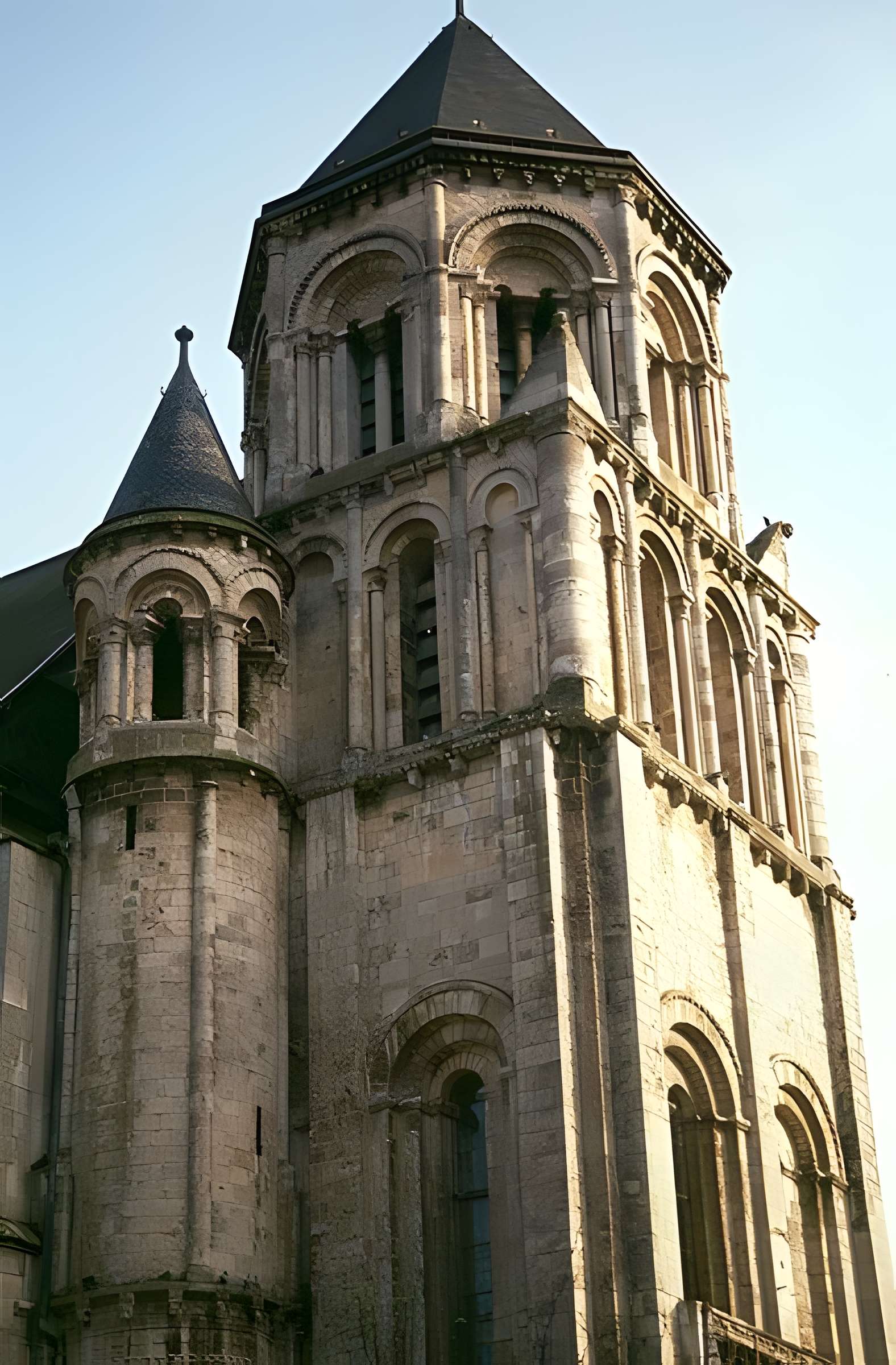 Église Sainte-Radegonde de Poitiers