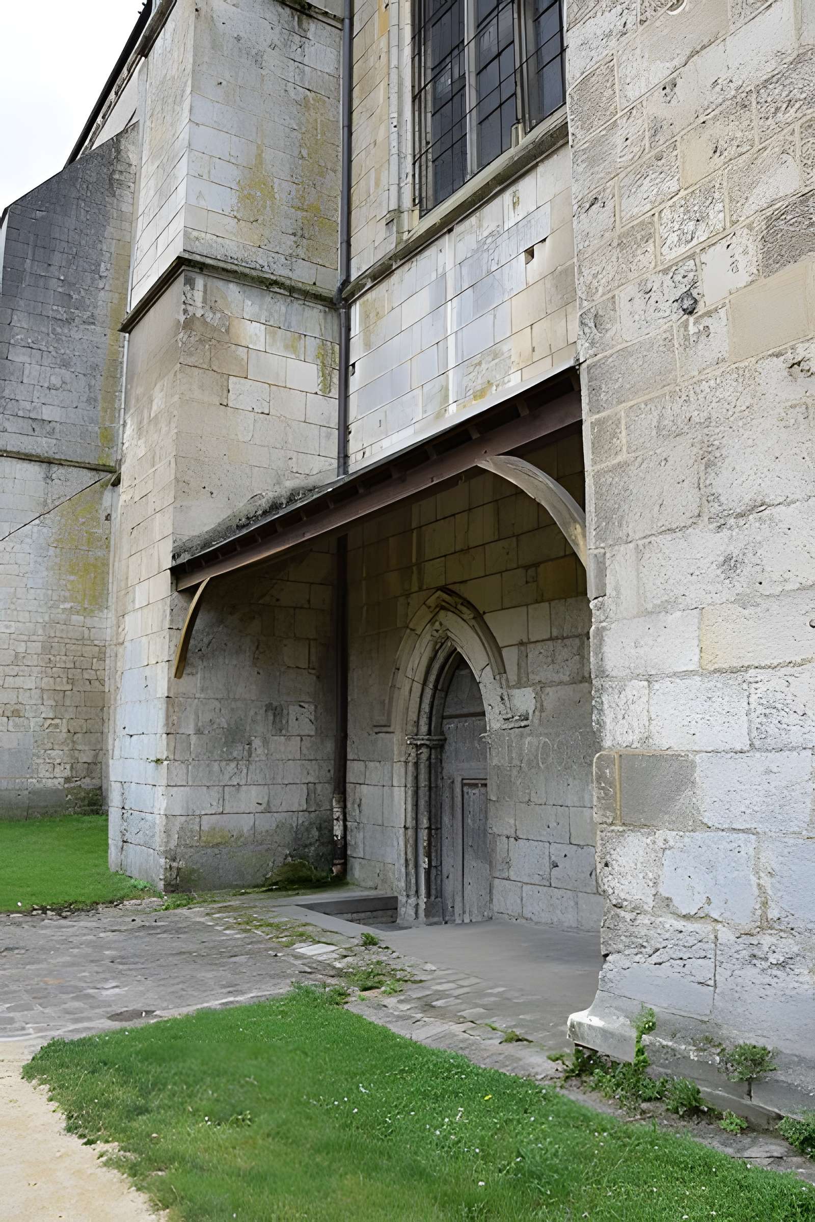 Église Sainte-Radegonde de Poitiers
