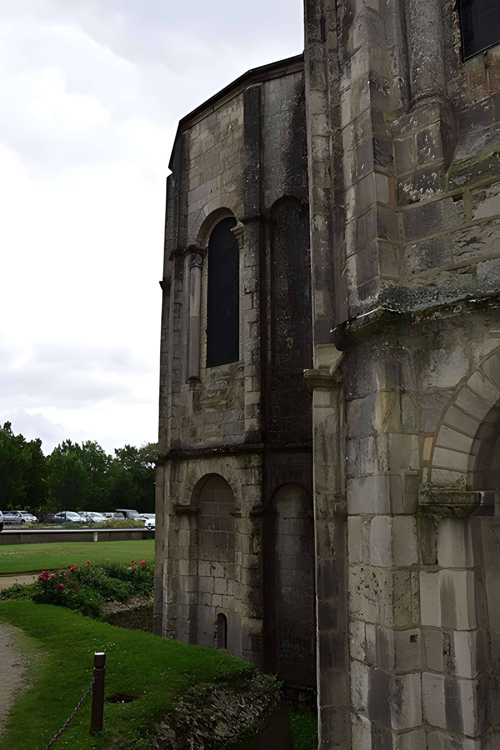 Église Sainte-Radegonde de Poitiers