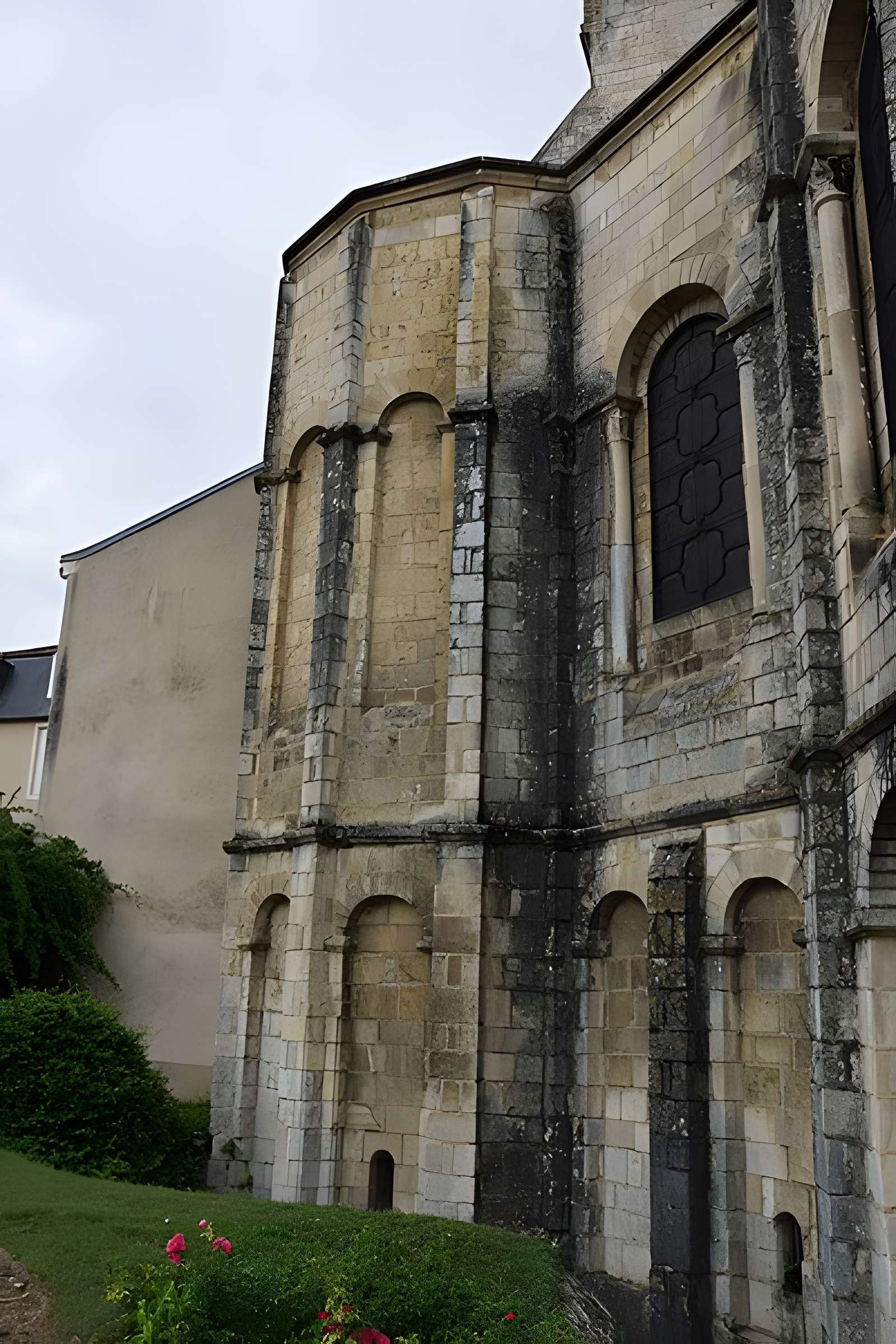 Église Sainte-Radegonde de Poitiers