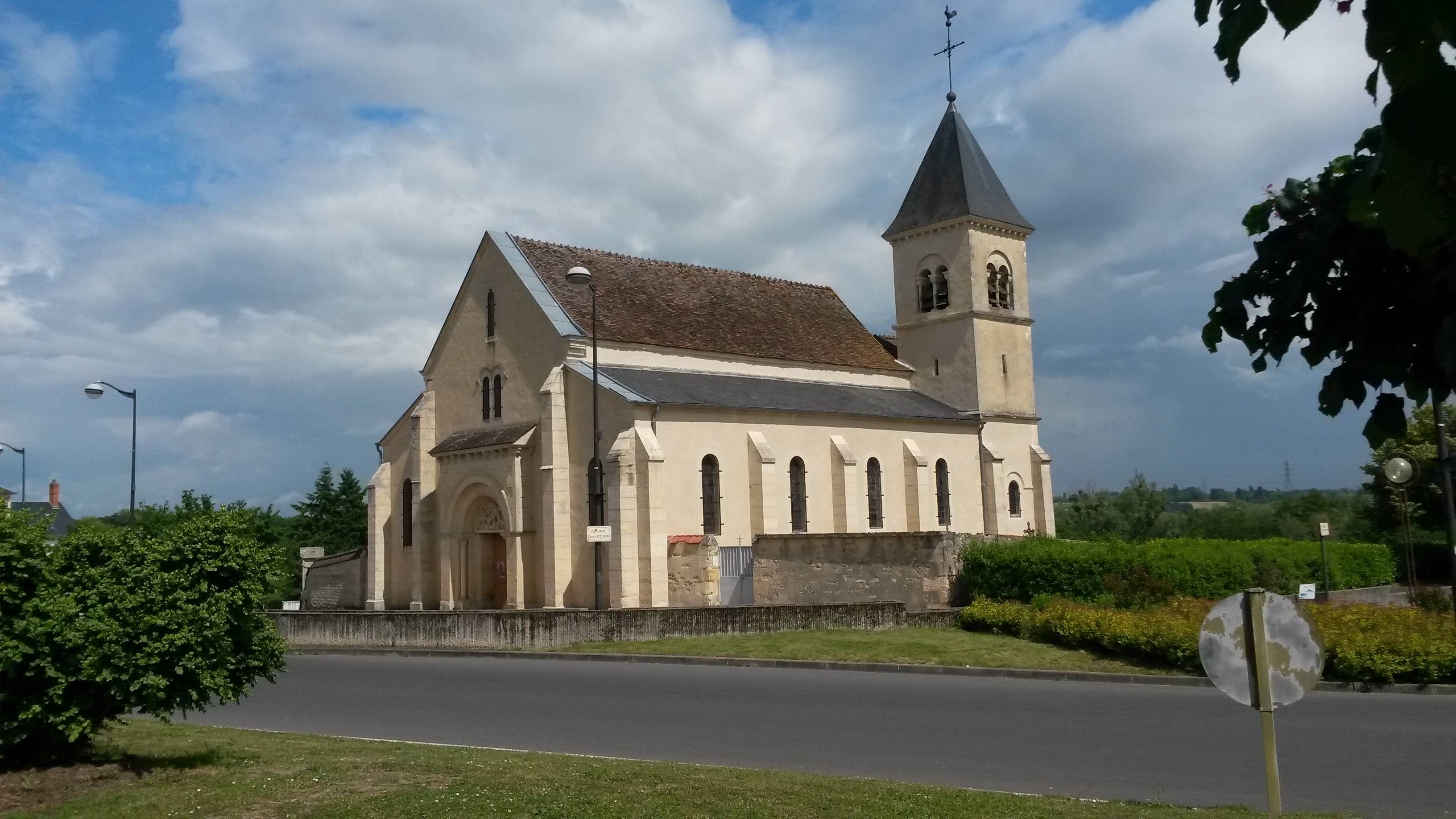 Photo de Saint Théodore Church of Coulanges-les-Nevers