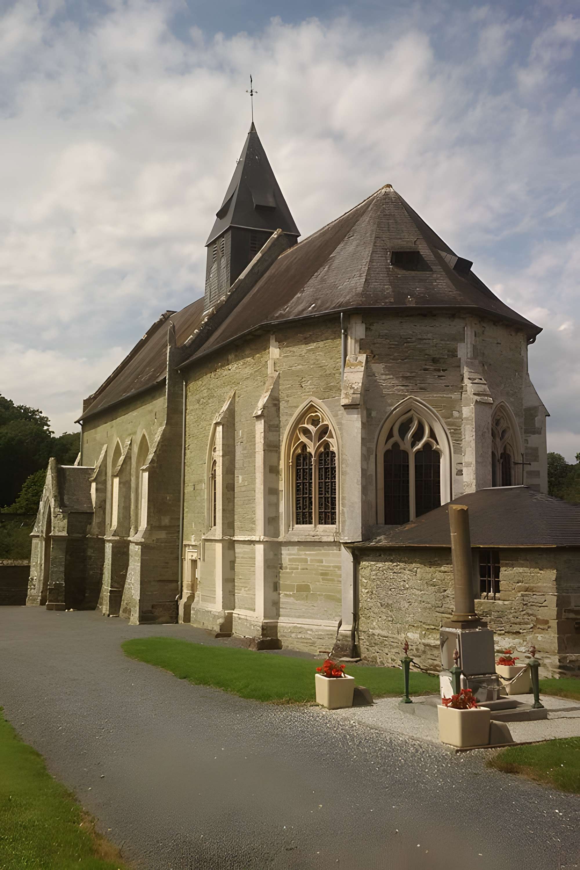 Église Sainte-Suzanne de Sainte-Suzanne-sur-Vire