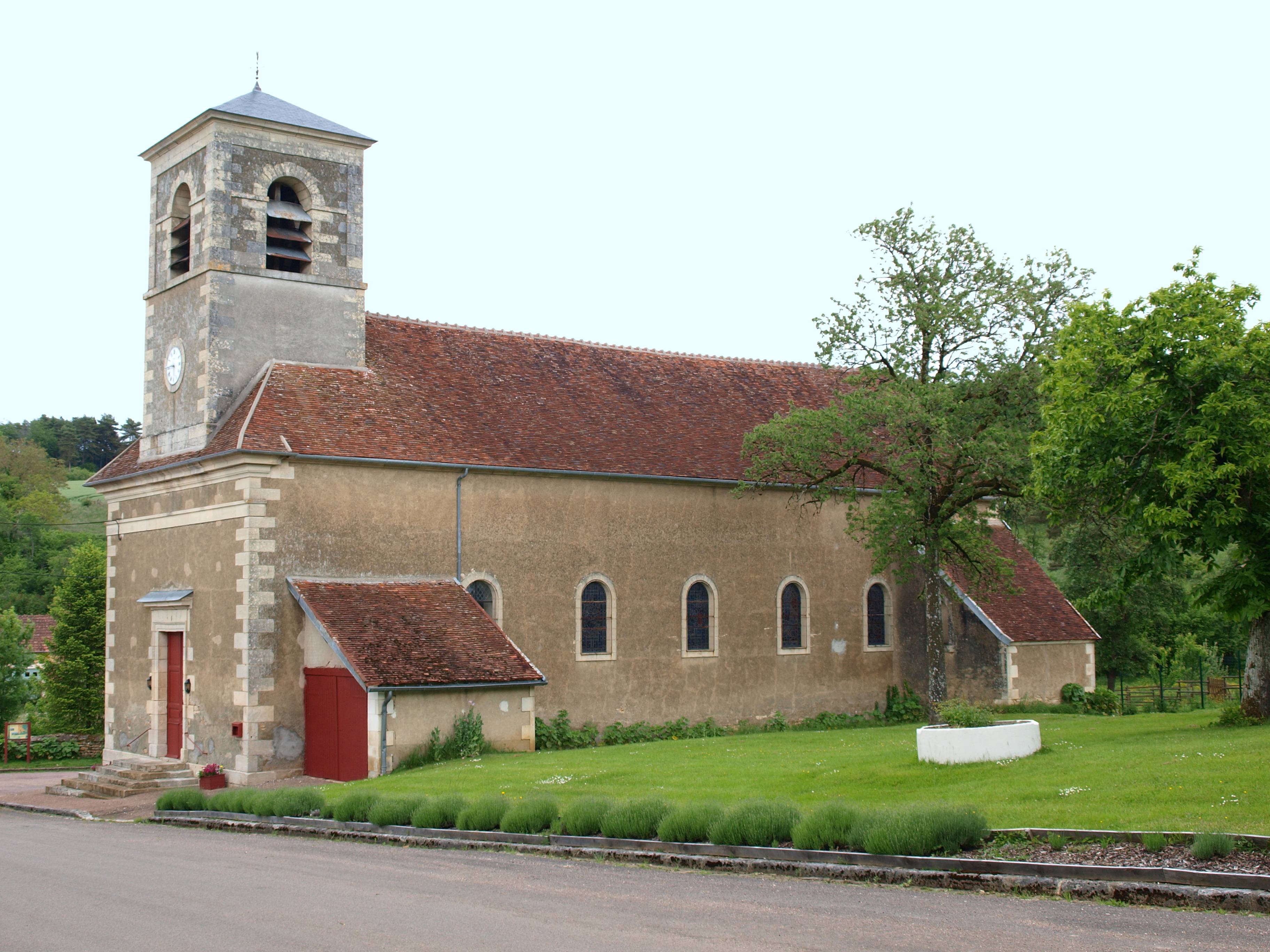 Photo de Église Saint-Pierre de Menestreau