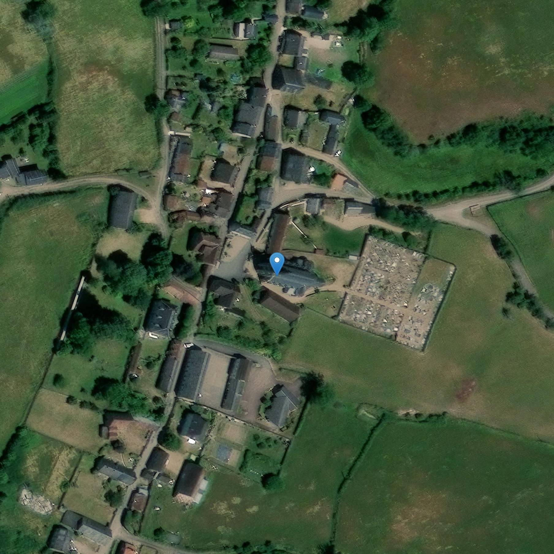 Photo de Kirche Saint Jacques de Montreuillon