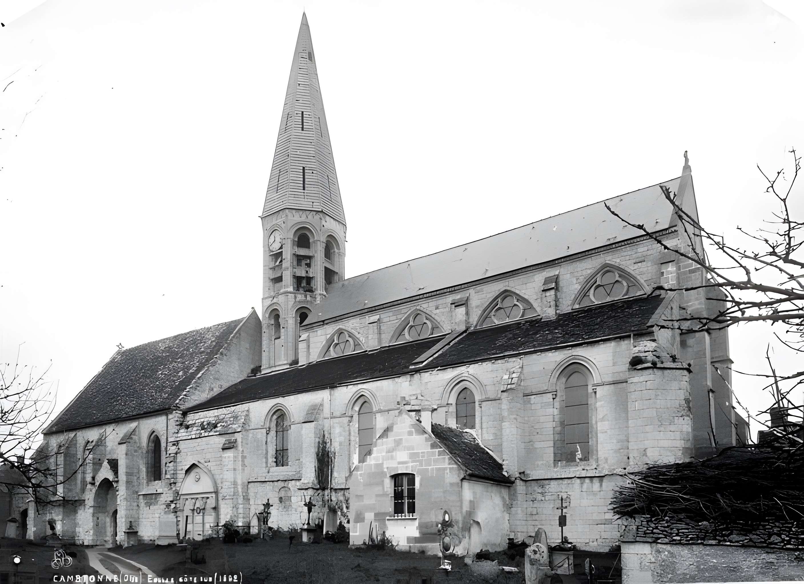Église Saint-Étienne de Cambronne-lès-Clermont