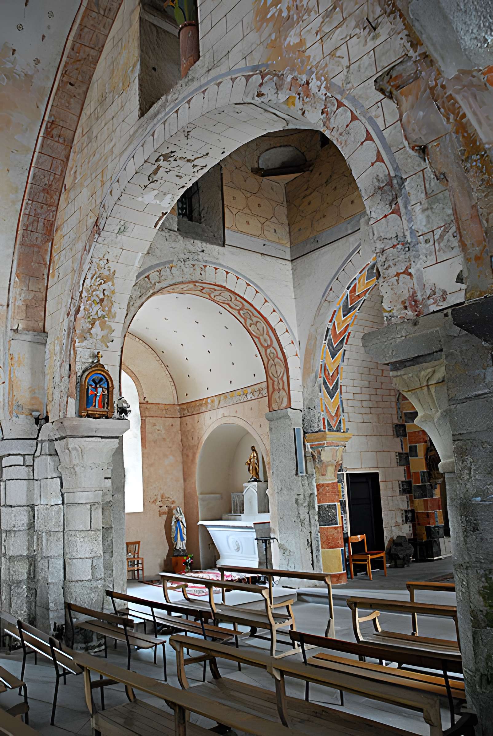 Église Saint-Étienne de Chambon-sur-Lac
