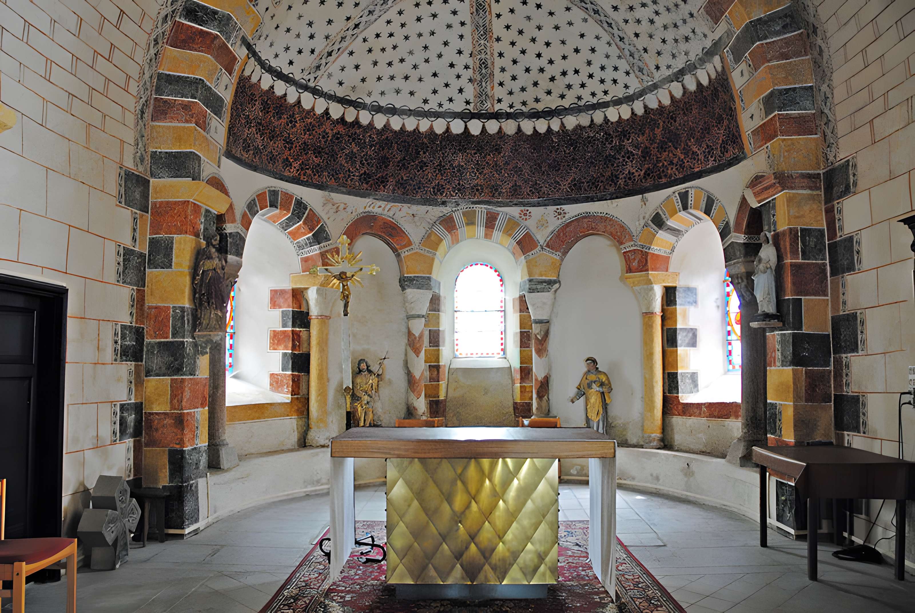 Église Saint-Étienne de Chambon-sur-Lac
