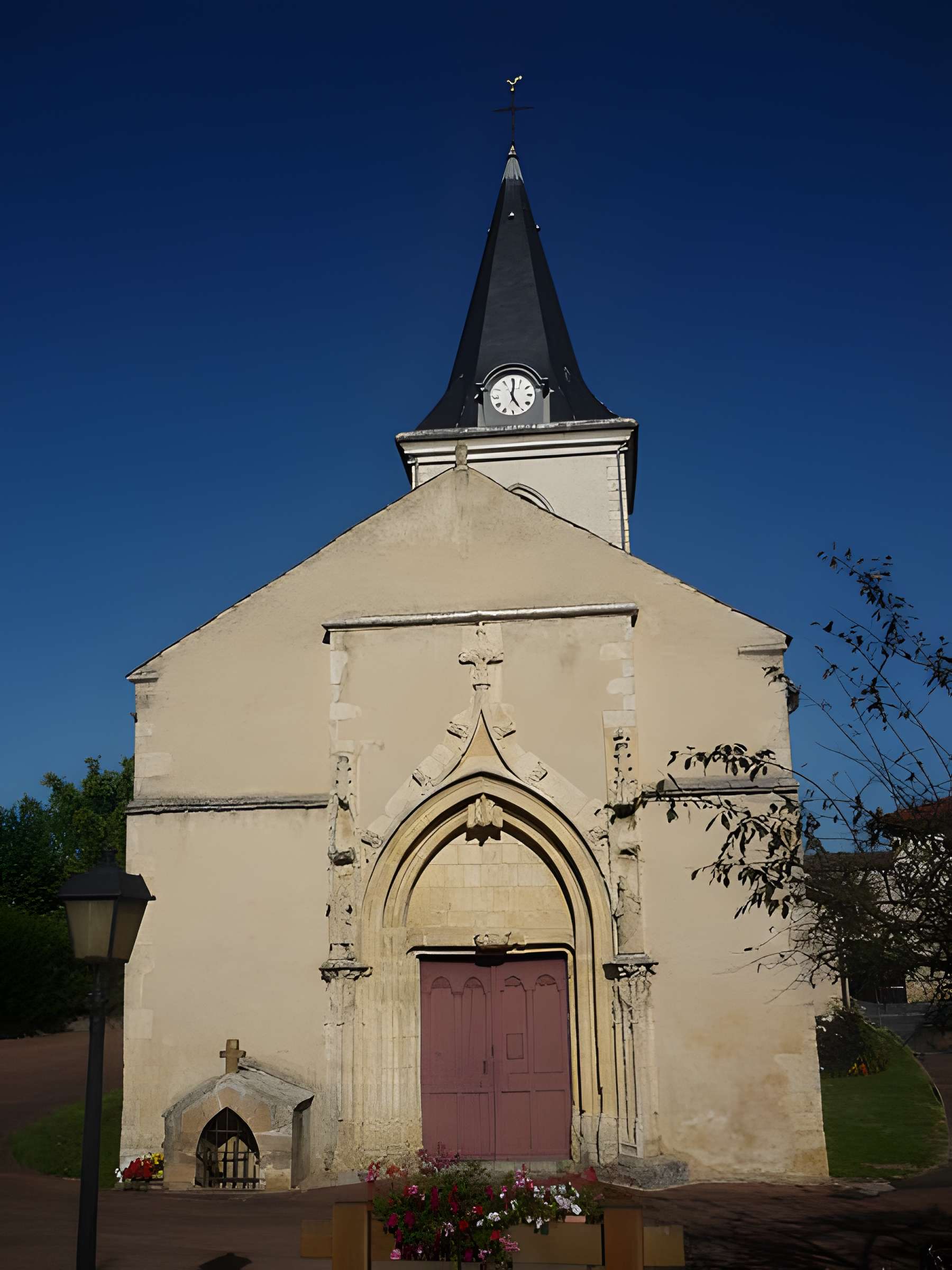 Église Saint-Étienne de Frans