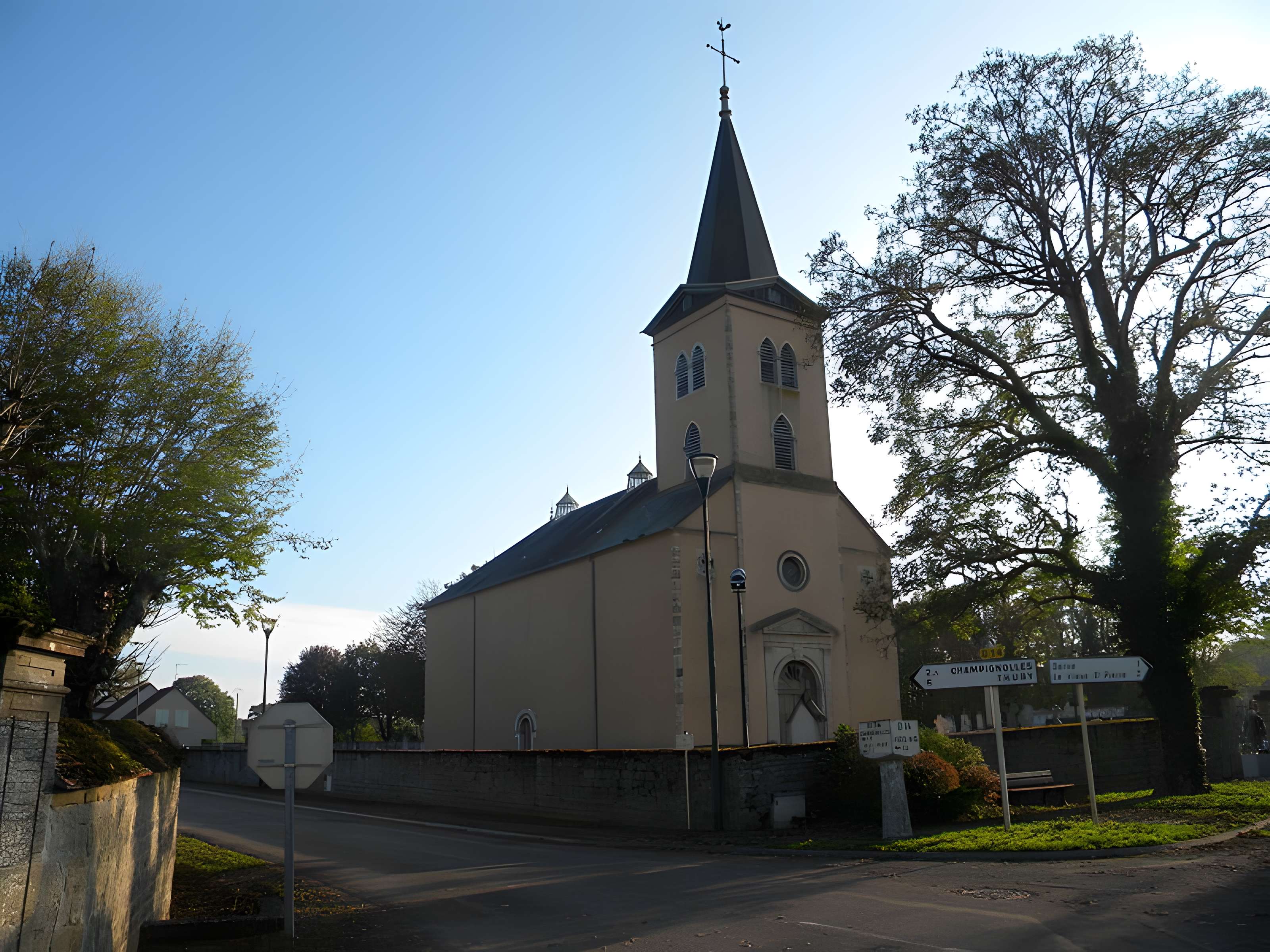 Église Saint-Étienne de Lacanche