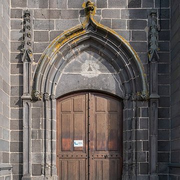 Église Saint-Étienne de Maringues