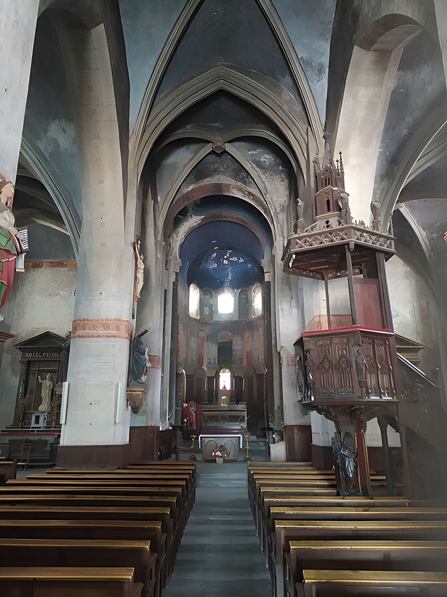 Église Saint-Étienne de Maringues