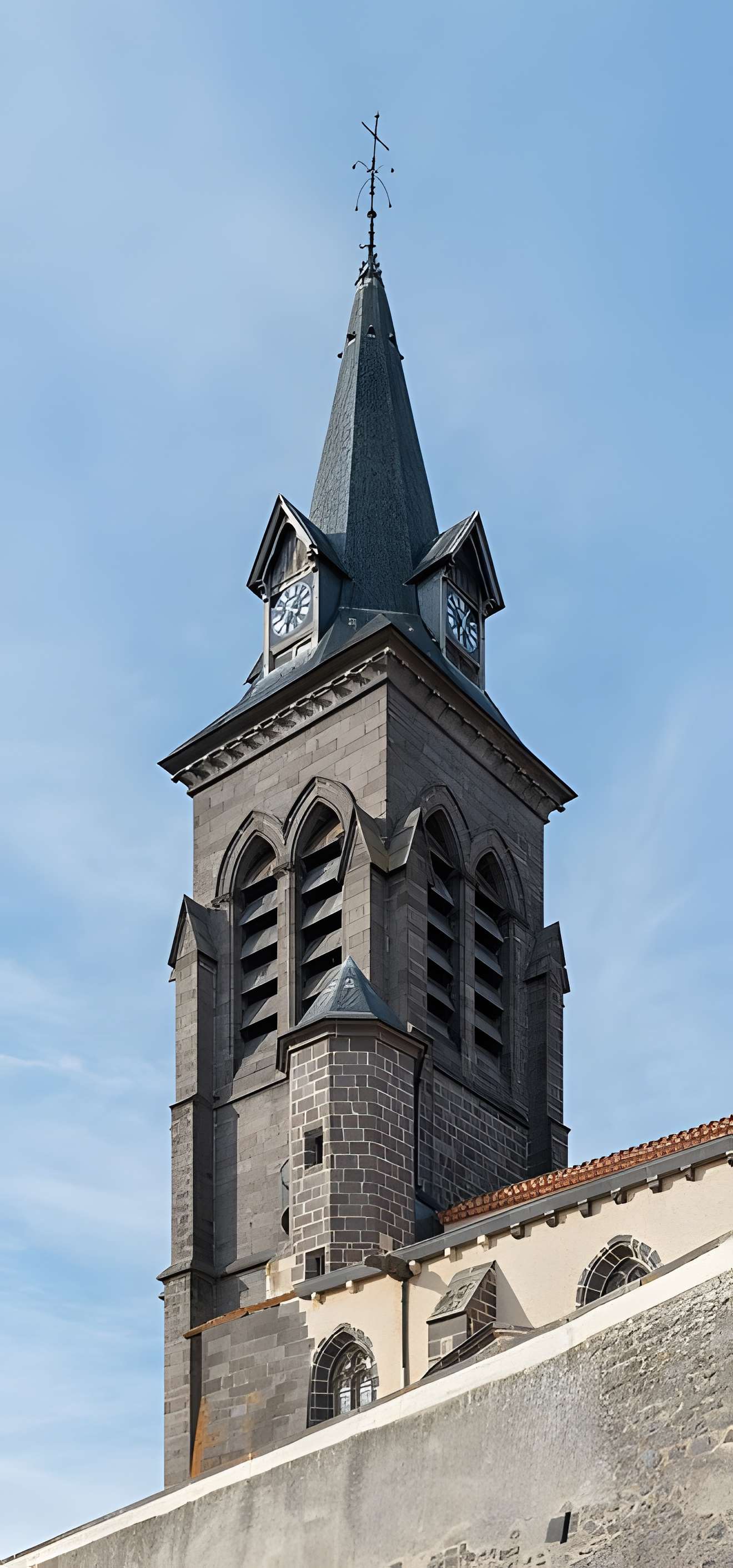 Église Saint-Étienne de Maringues