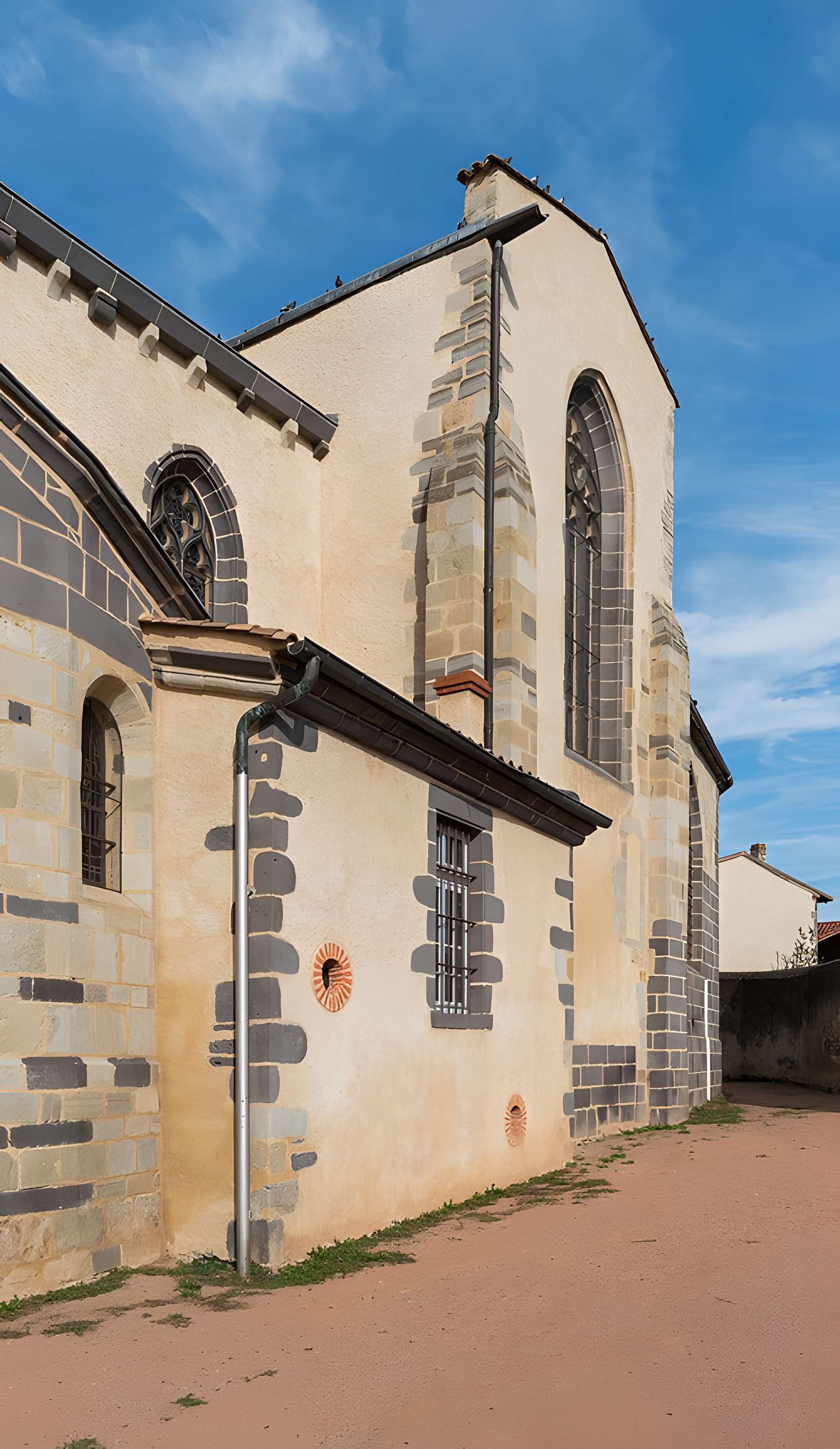 Église Saint-Étienne de Maringues