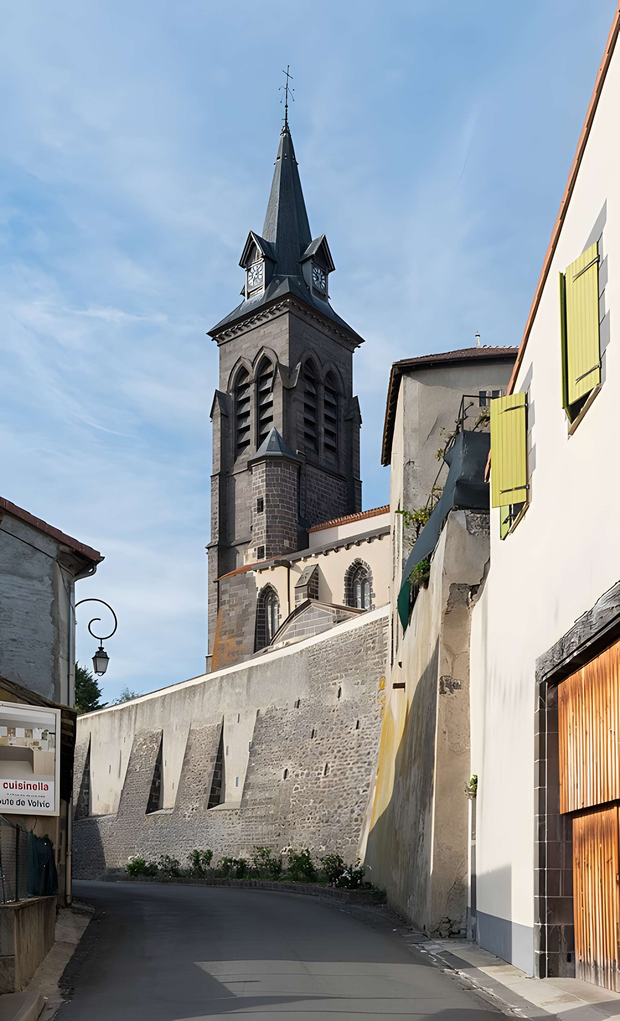 Église Saint-Étienne de Maringues