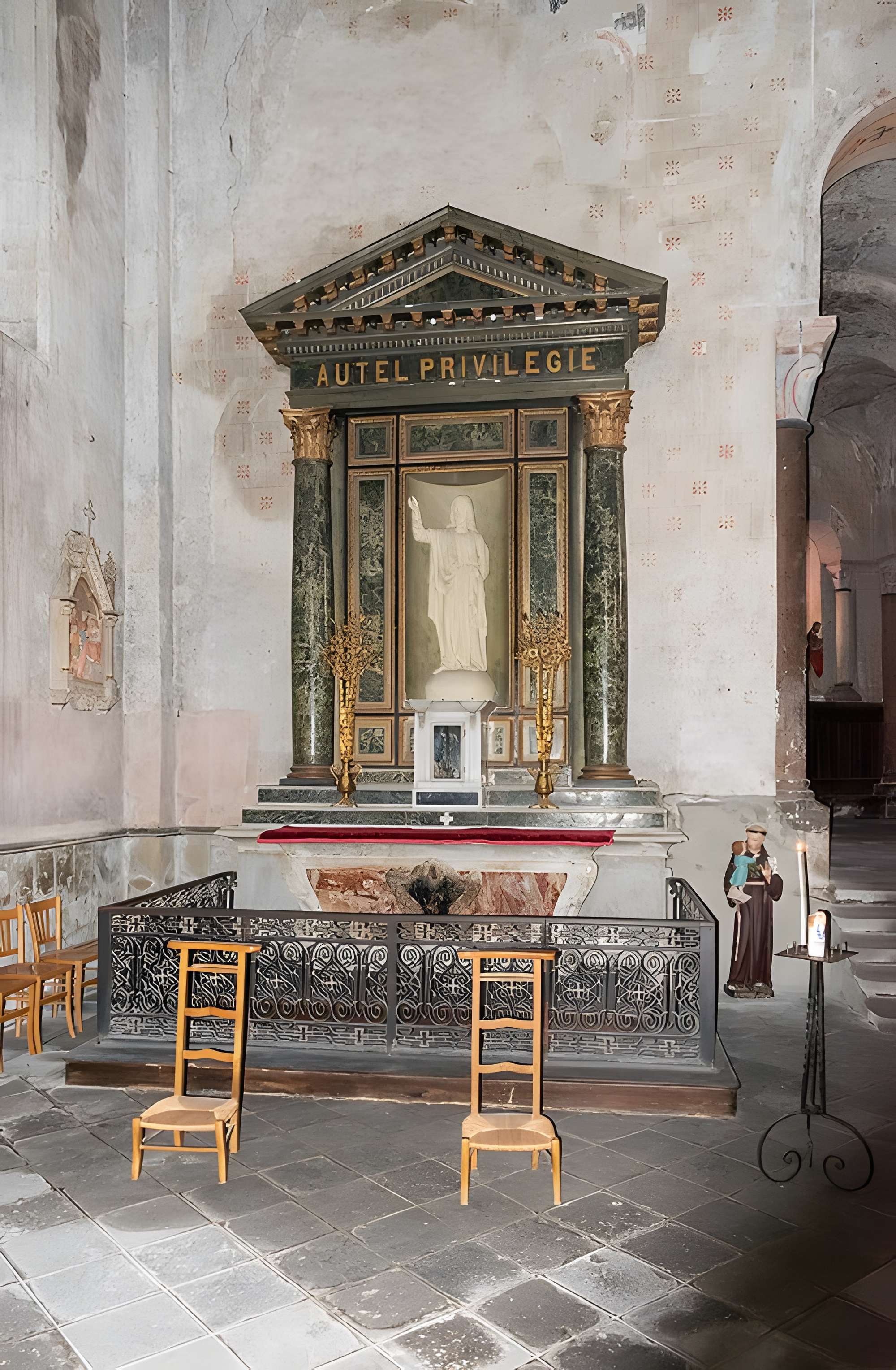 Église Saint-Étienne de Maringues