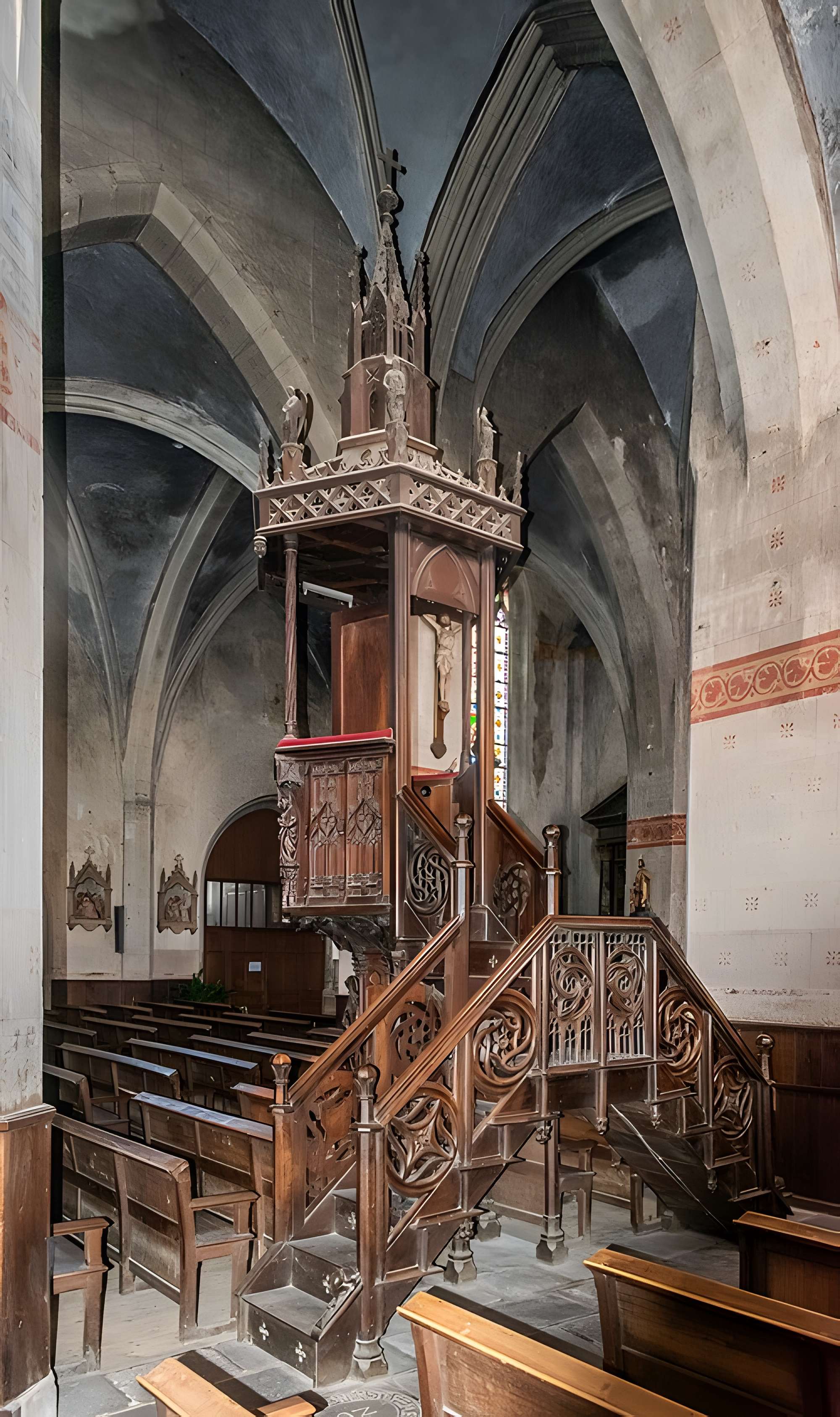 Église Saint-Étienne de Maringues