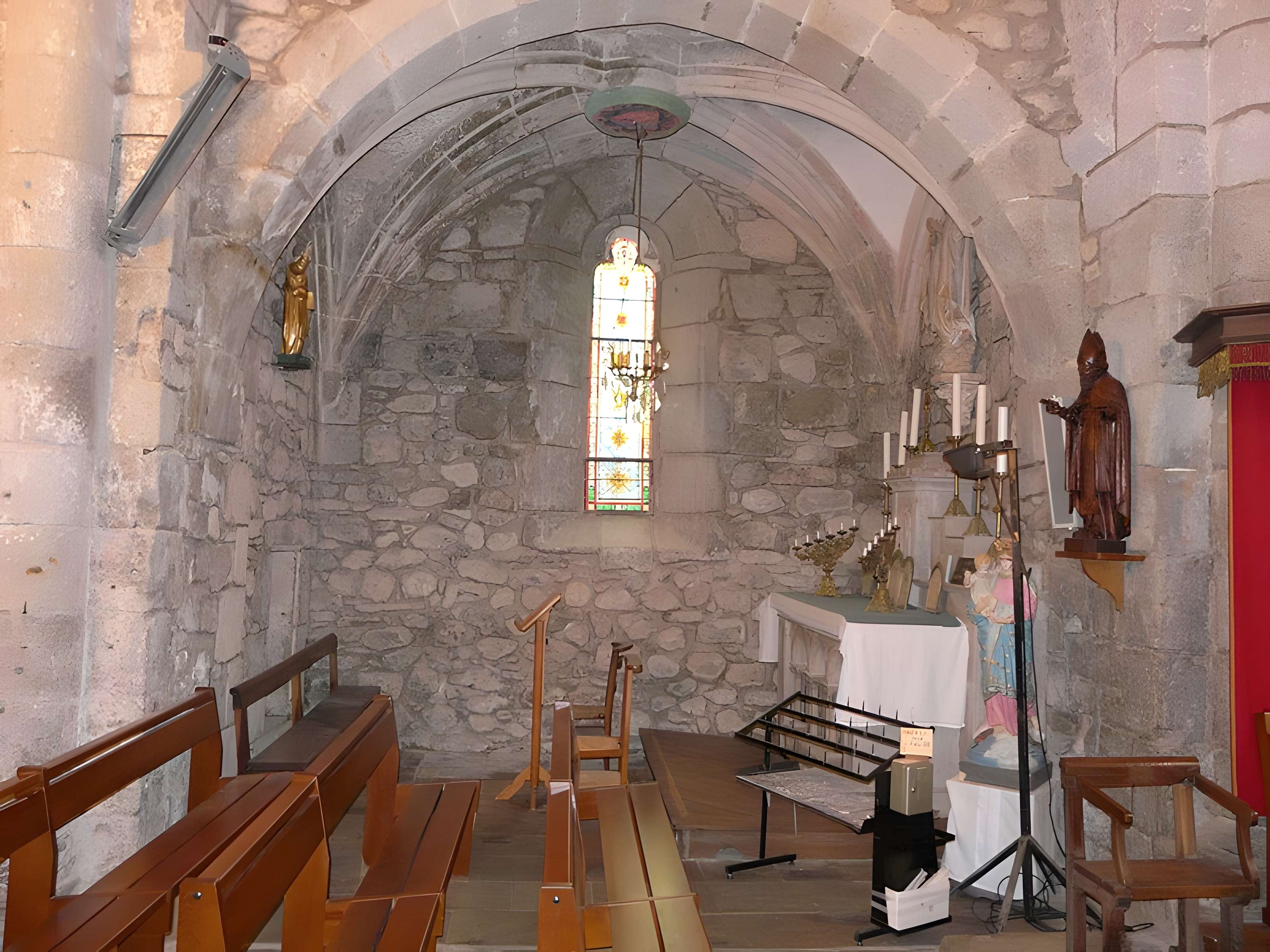 Église Saint-Étienne-et-Saint-Clair de Saint-Étienne-de-Chomeil