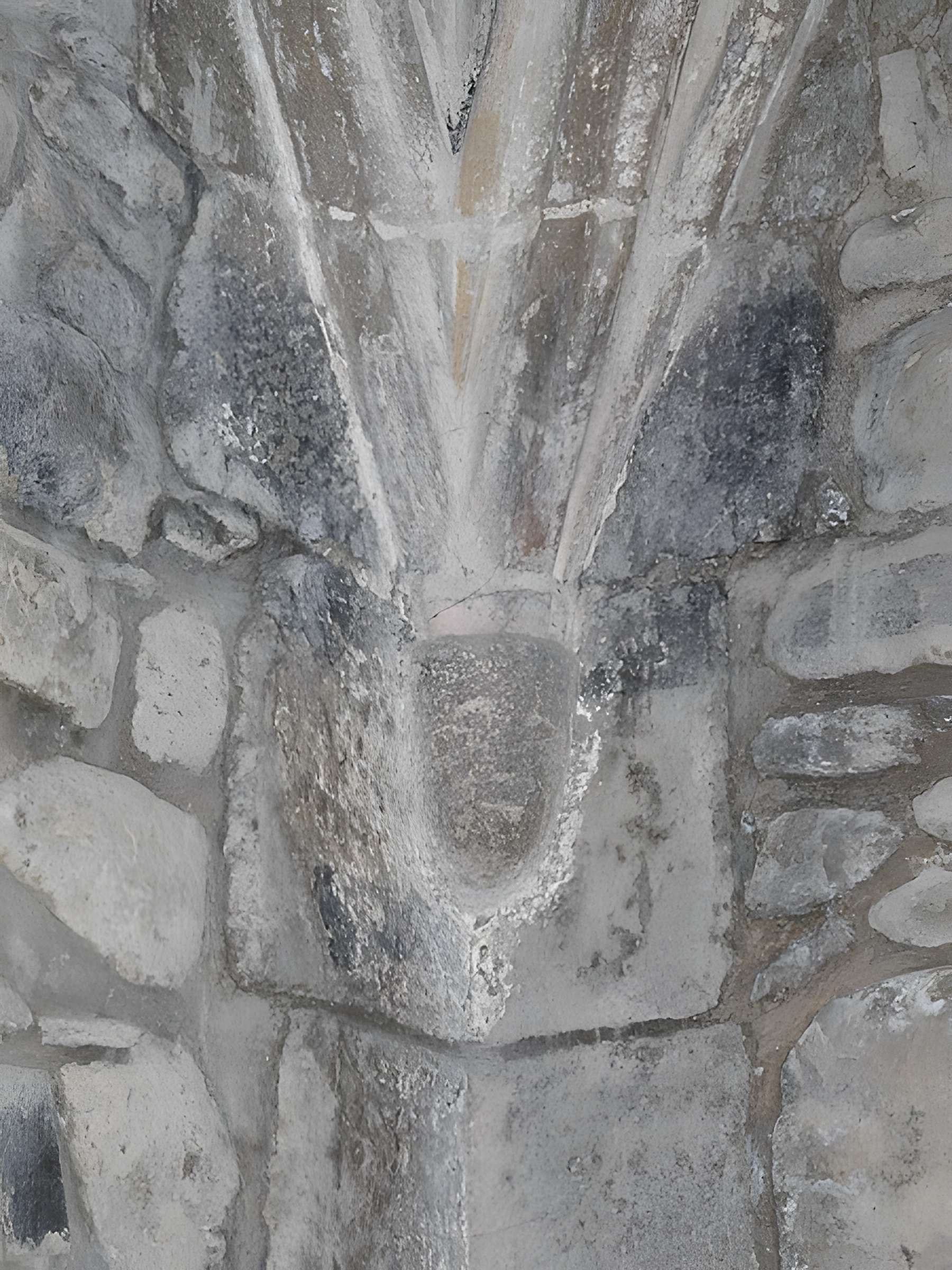 Église Saint-Étienne-et-Saint-Clair de Saint-Étienne-de-Chomeil