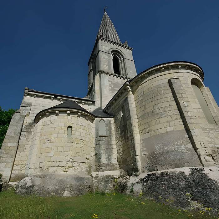 Photo de Église Saint-Eusèbe de Gennes