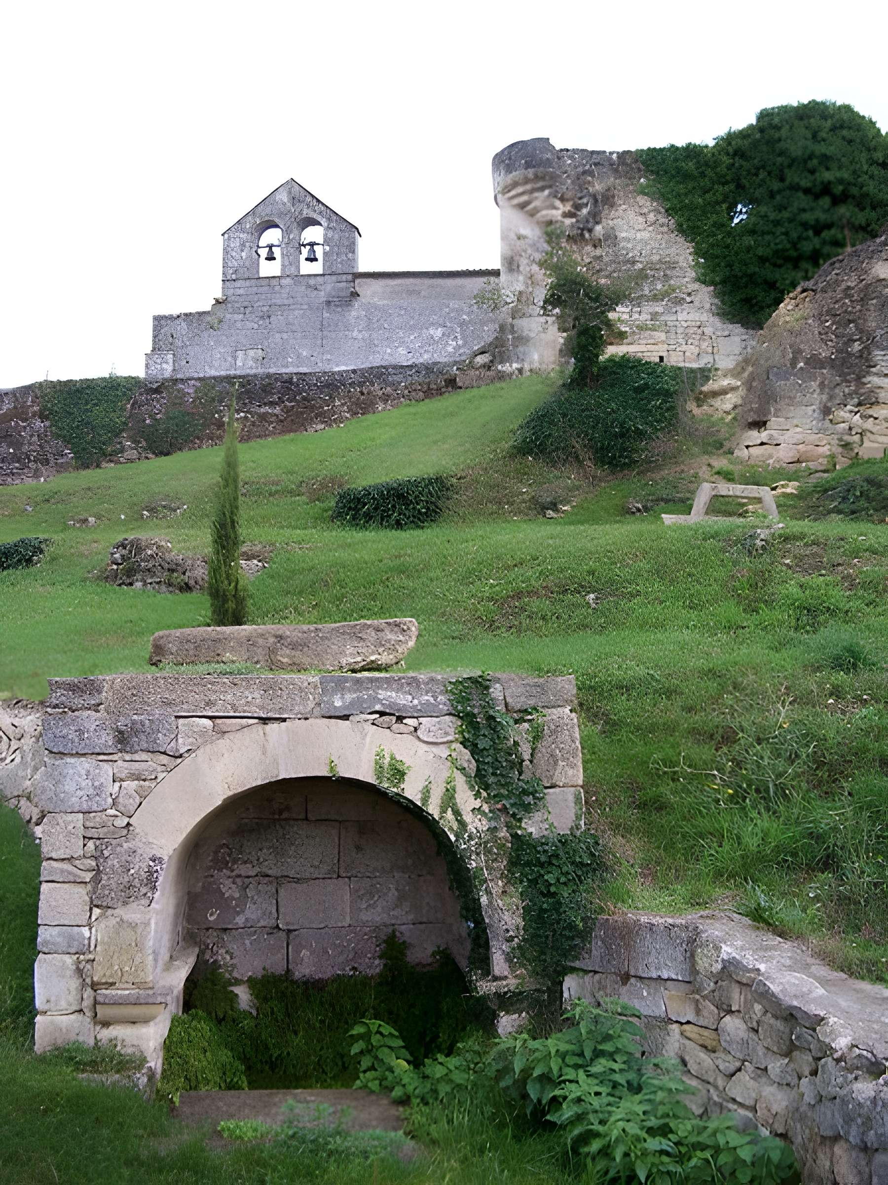 Église Saint-Eutrope de Bellefond