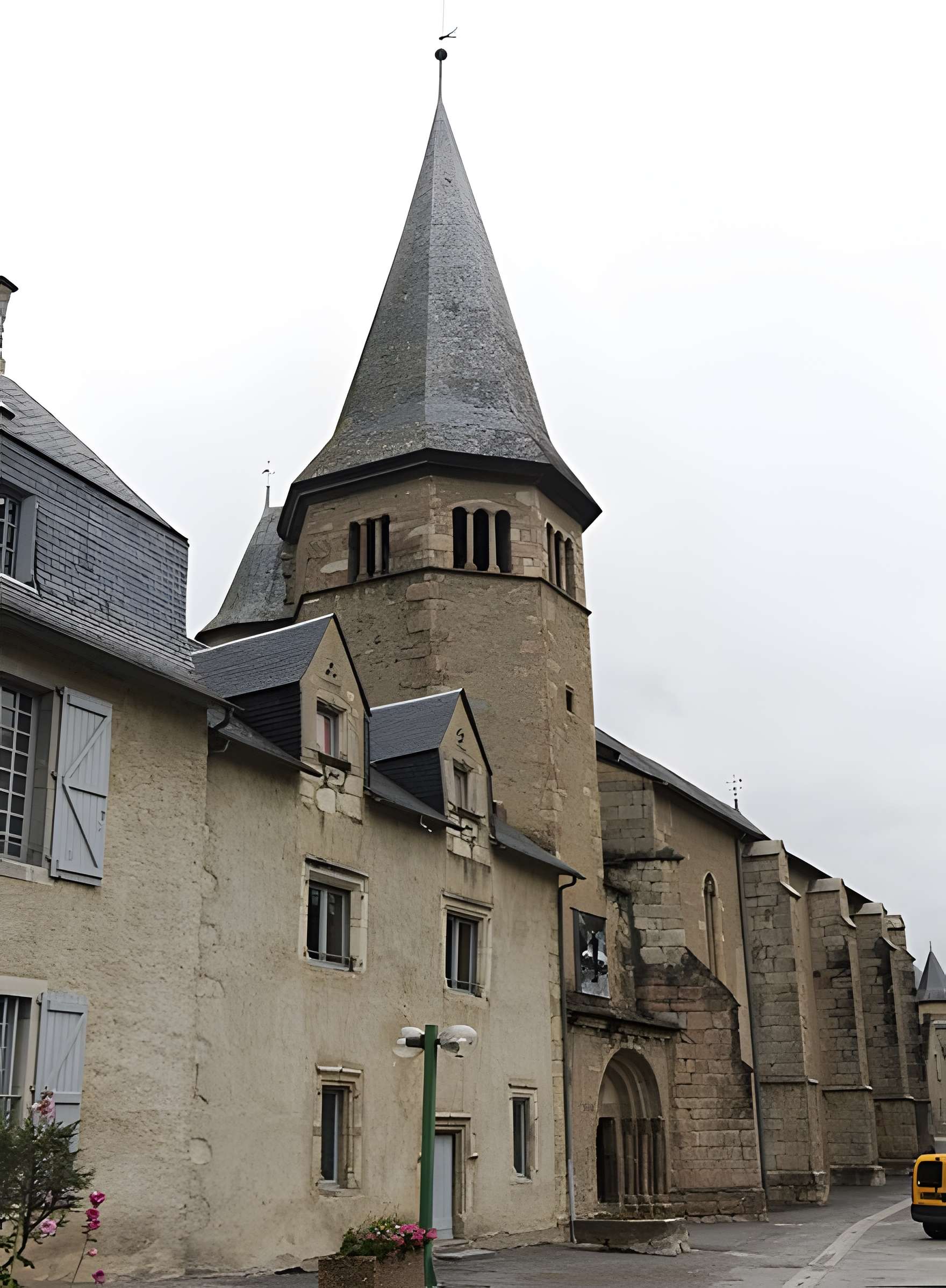 Église Saint-Exupère d'Arreau