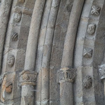 Église Saint-Fargheon de Bourg-Lastic