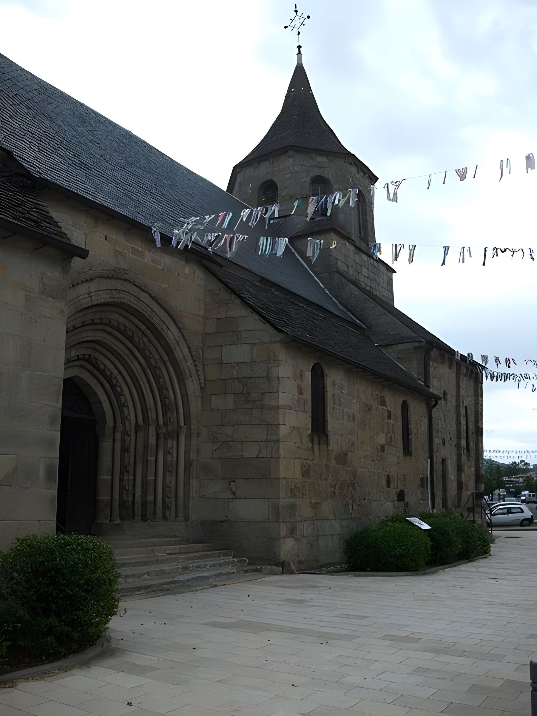 Église Saint-Fargheon de Bourg-Lastic 