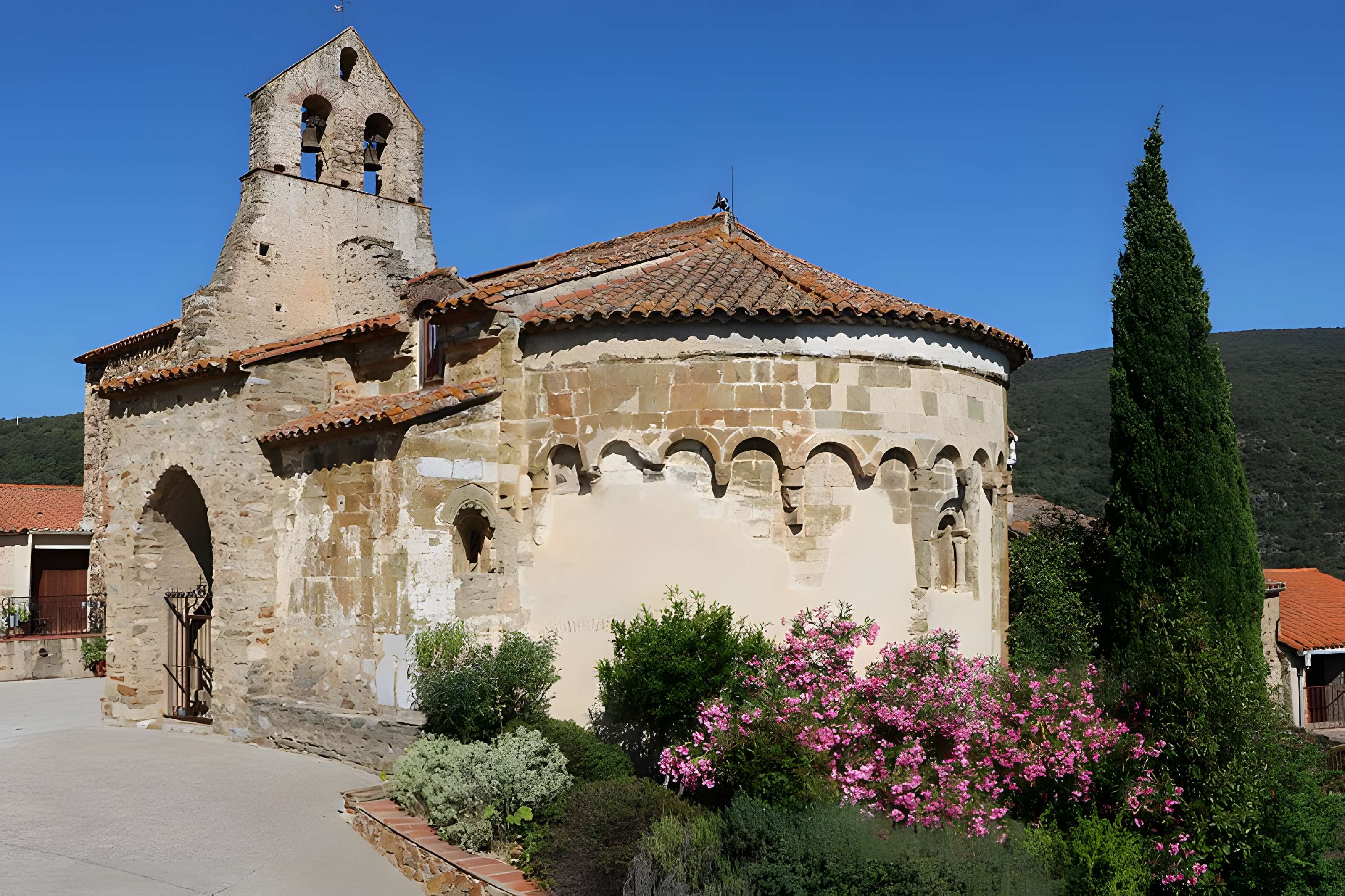 Eglise paroissiale Saint-Pierre et Saint-Félix