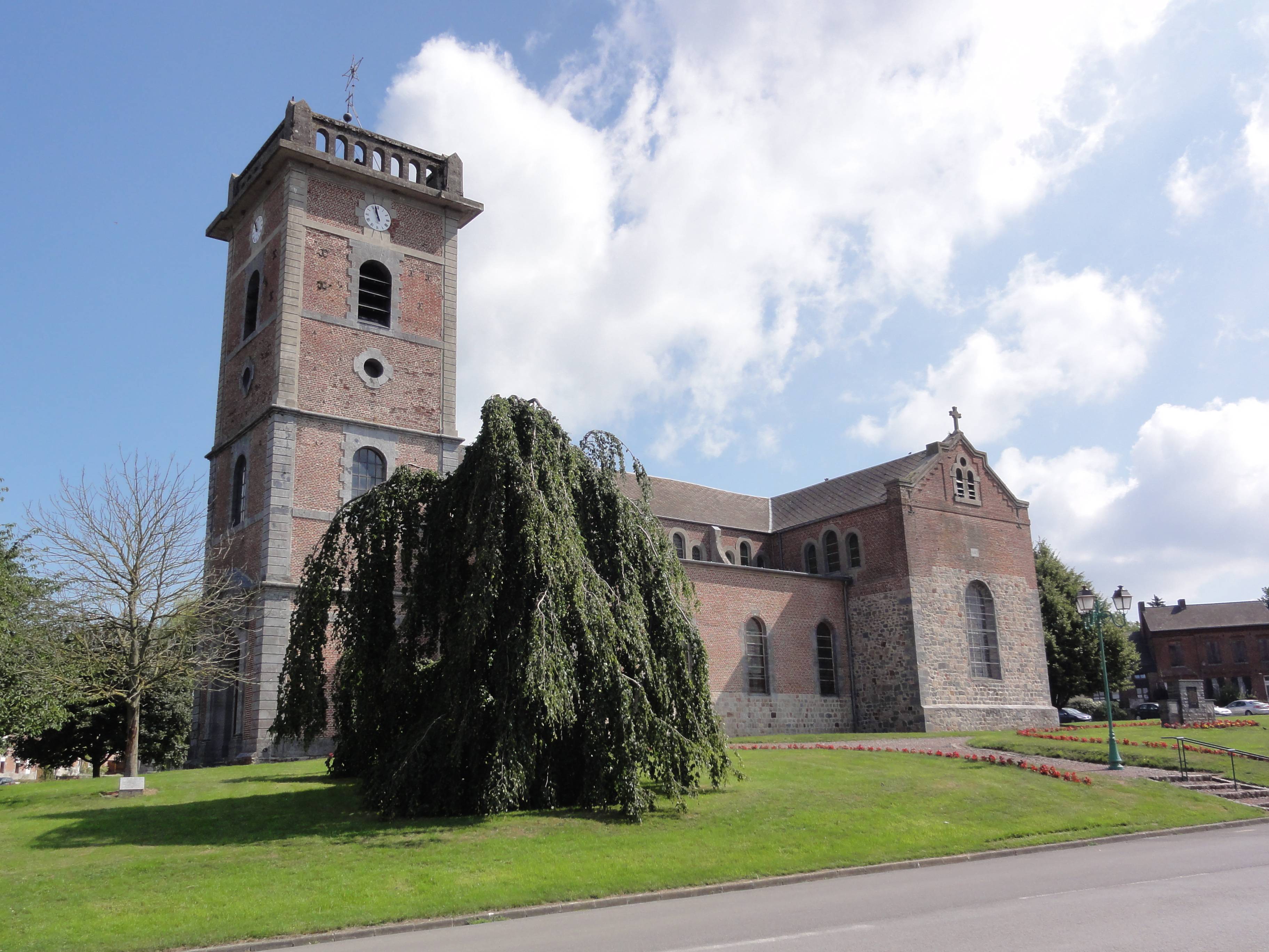 Photo de Iglesia de San Nicolás de los Prisches